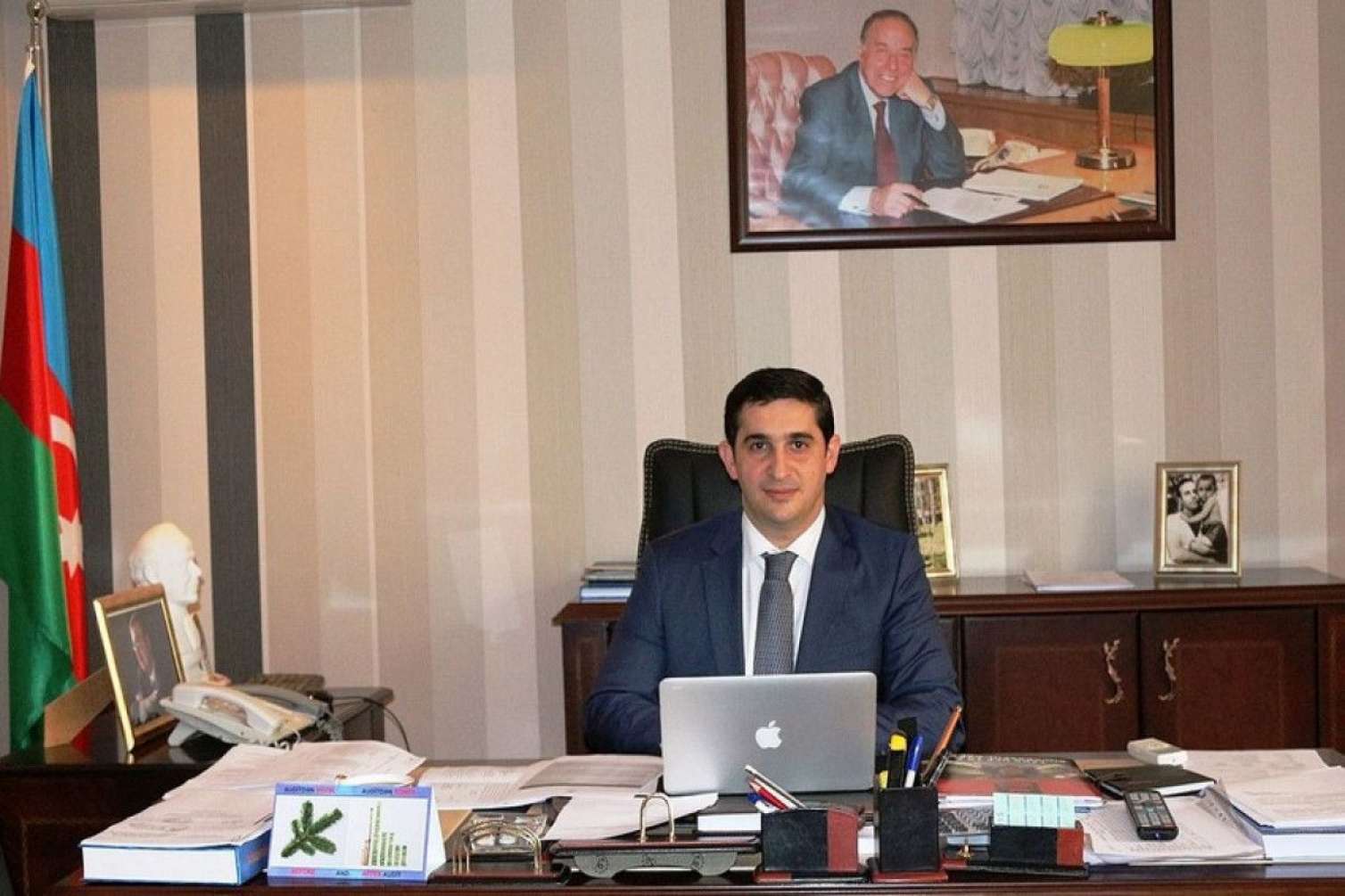 Prezident Ədliyyə nazirinə xüsusi rütbə verdi 
