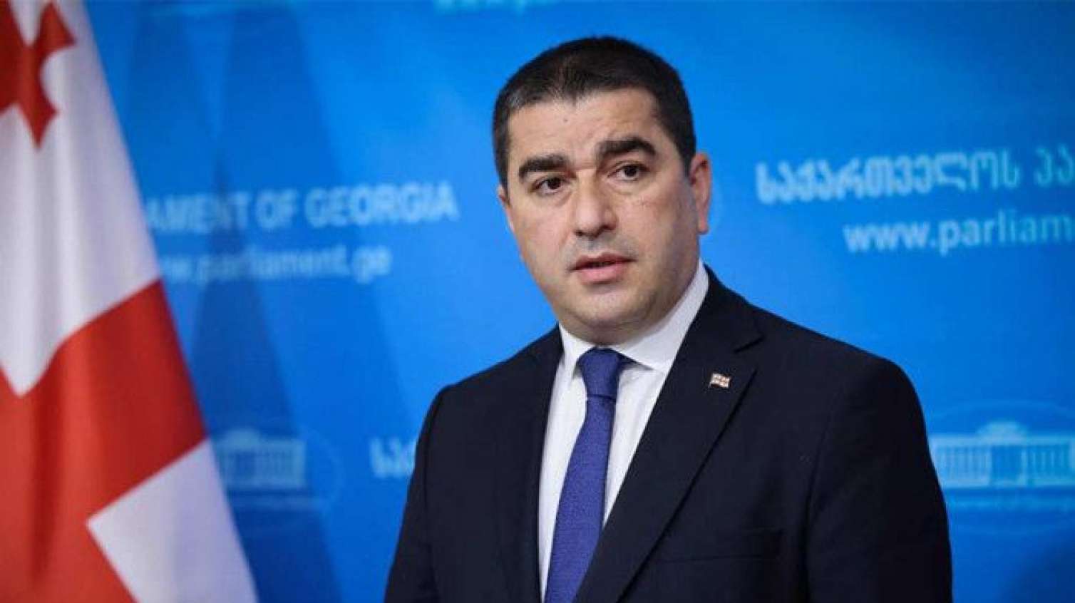 Gürcüstan parlamentinə sədr seçildi 