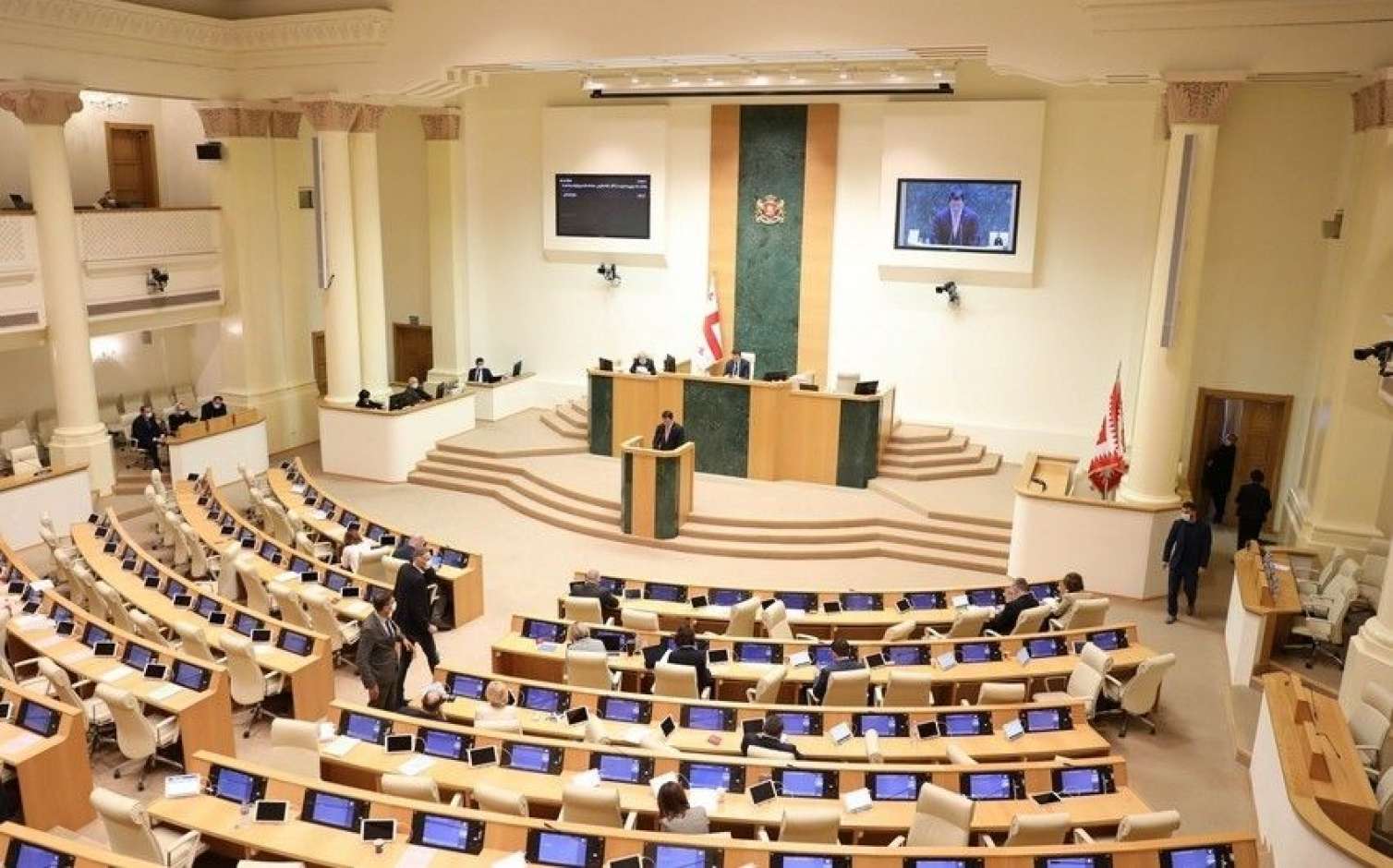 Gürcüstan parlamenti hökumətə etimad proseduruna başlayacaq 