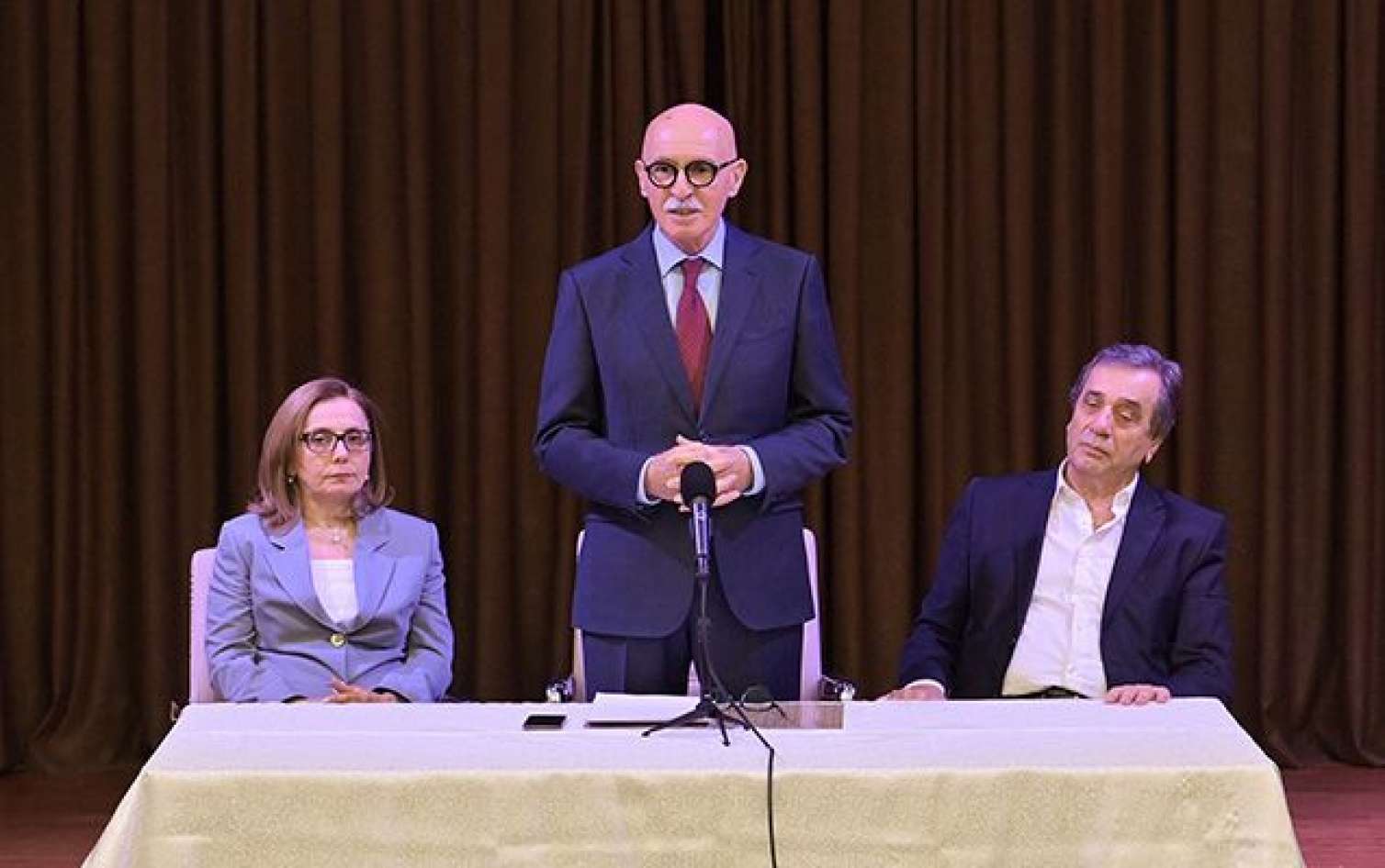 Yeni rektor kollektivə təqdim olundu - FOTO 