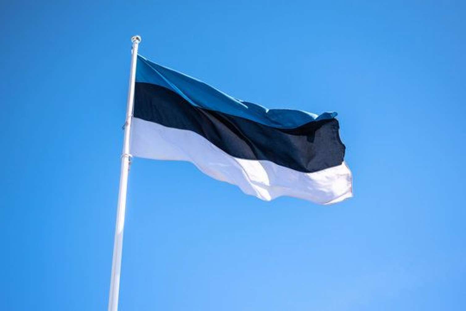 Litvadan sonra Estoniya da ona sanksiya TƏTBİQ ETDİ 