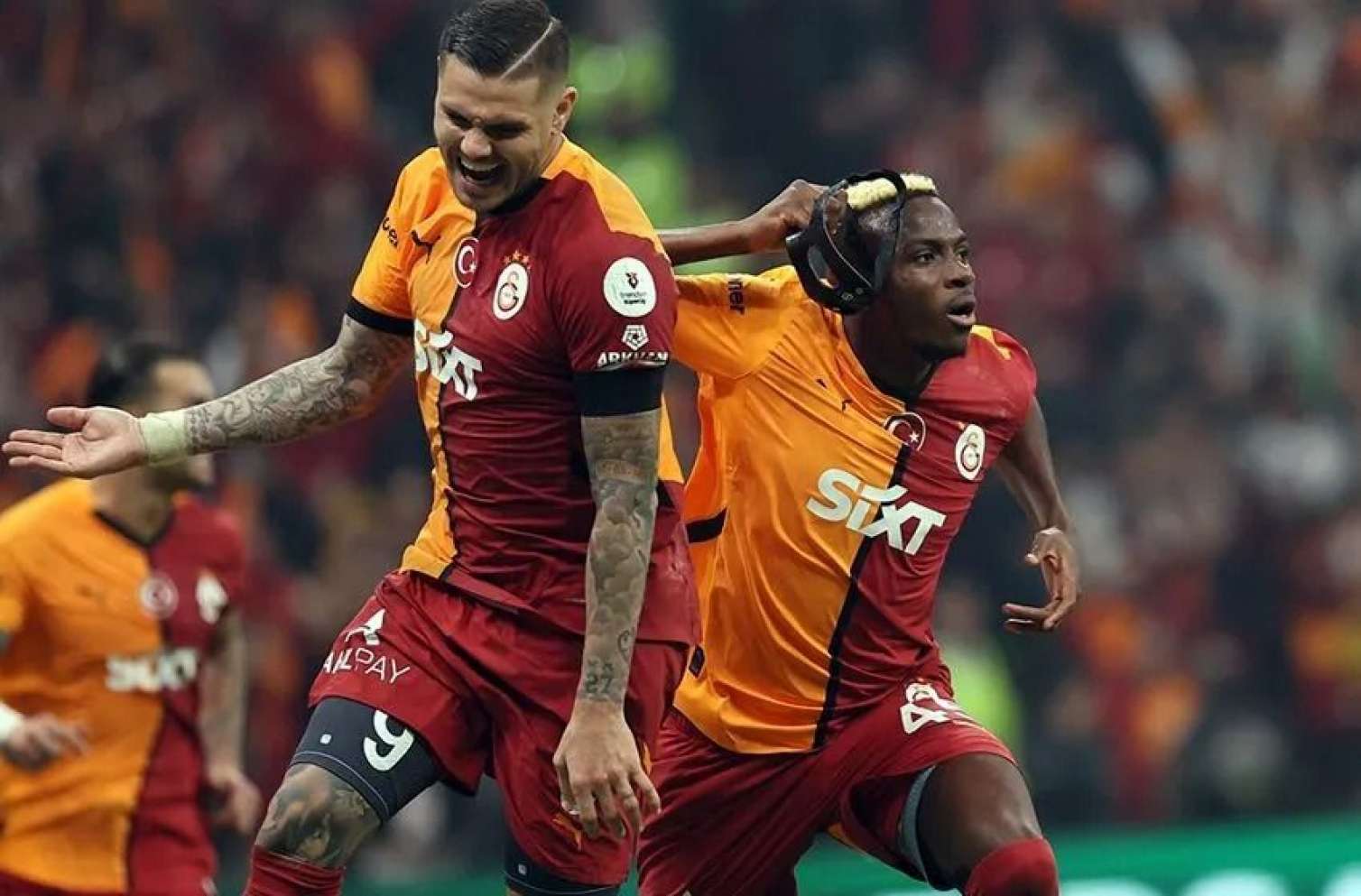 "Qalatasaray"ın ulduzunun oxşarı PEYDA OLDU - VIDEO 
