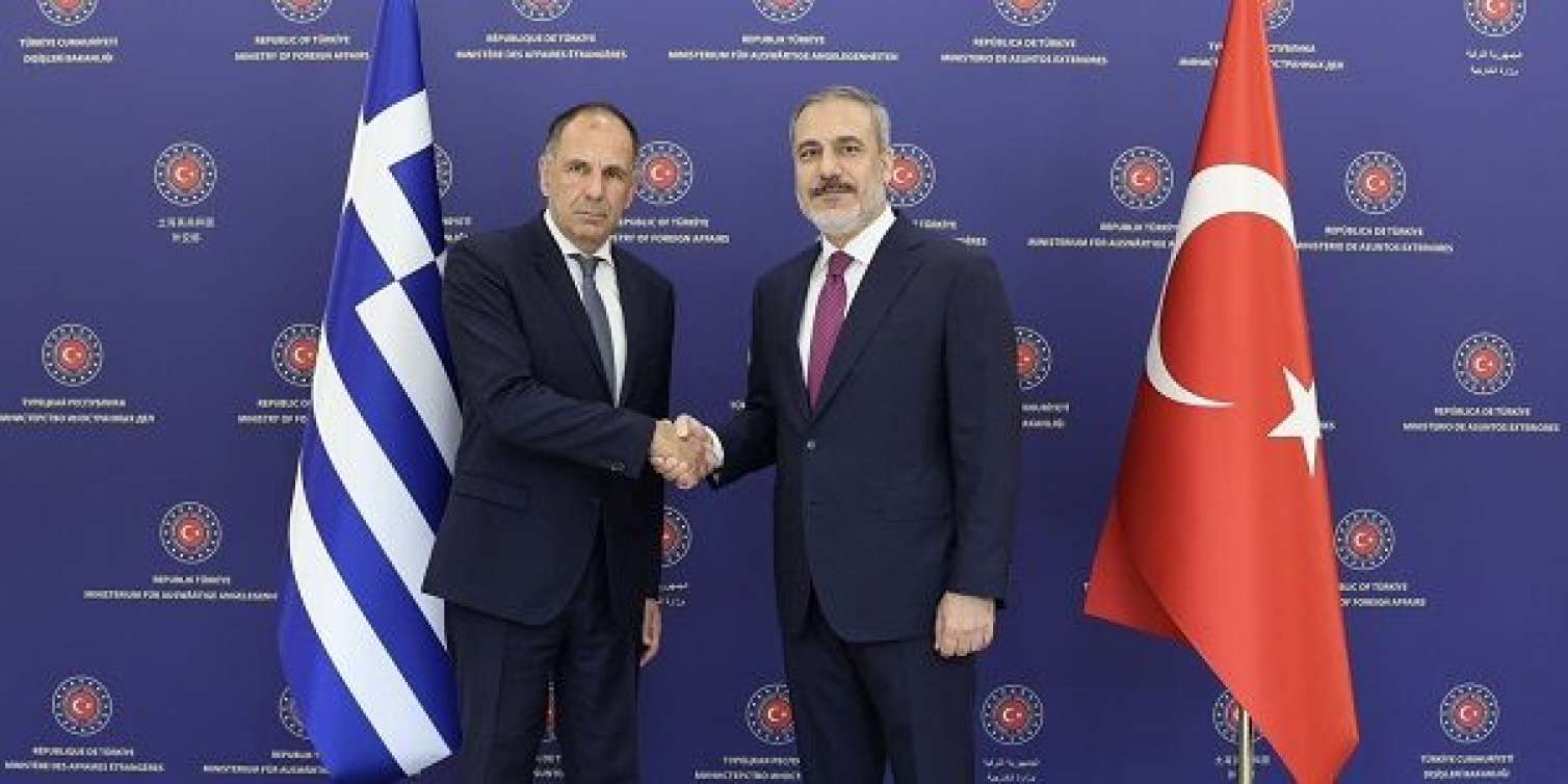 Türkiyə və Yunanıstan XİN rəhbərləri görüşdü 