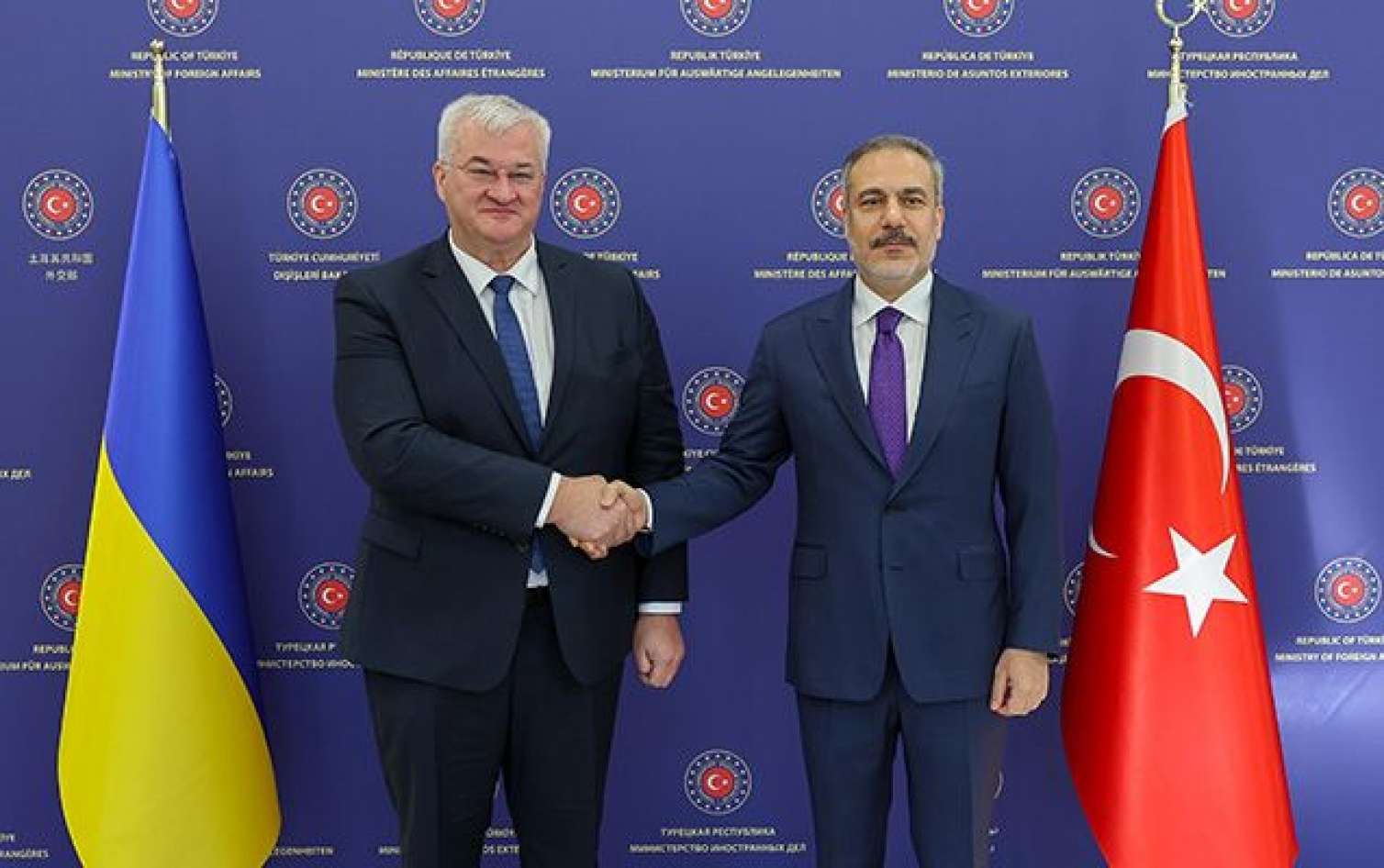 Türkiyə və Ukrayna XİN rəhbərləri görüşdü 