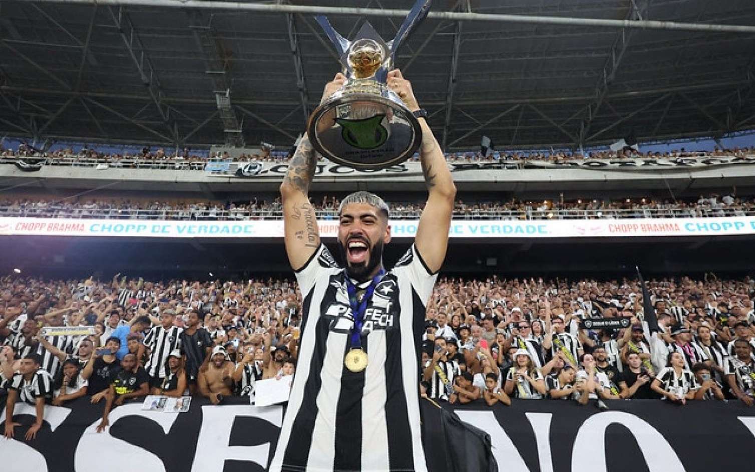 29 il sonra çempion OLDULAR 