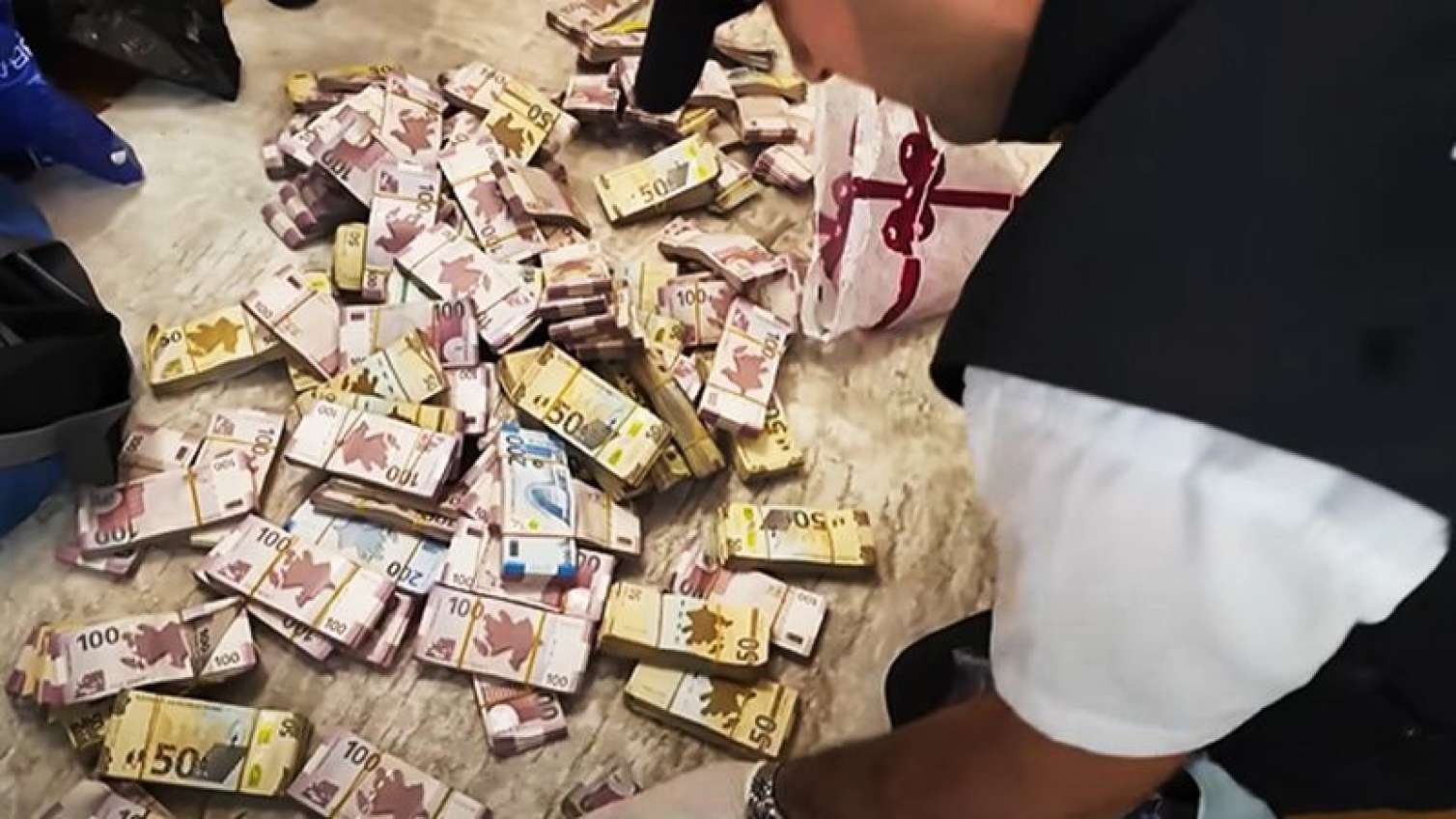 36 milyon manat ölkəyə qaytarıldı - Baş prokurorluq 