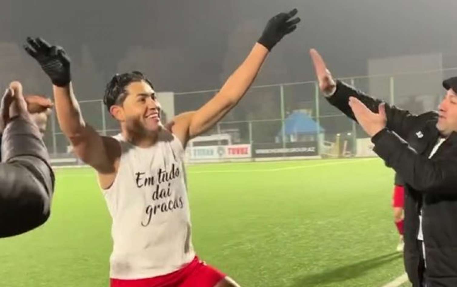 “Turan Tovuz” futbolçuları qələbəni rəqs edərək qeyd etdilər - VİDEO 