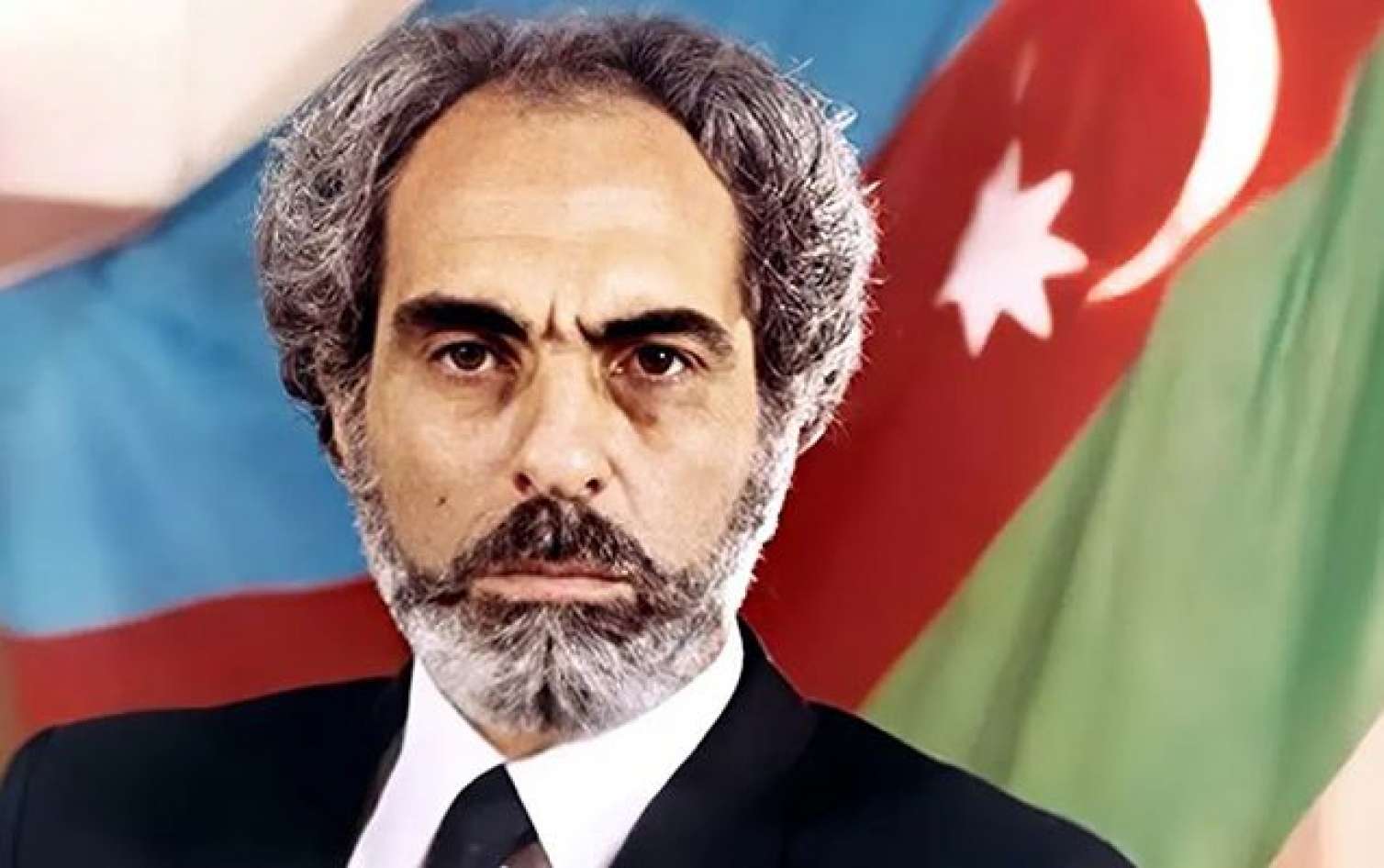 Elçibəyin evindən oğurluq: Cinayət işi açılıb, saxlanılan kimdir? - FOTO/VİDEO+YENİLƏNİB 