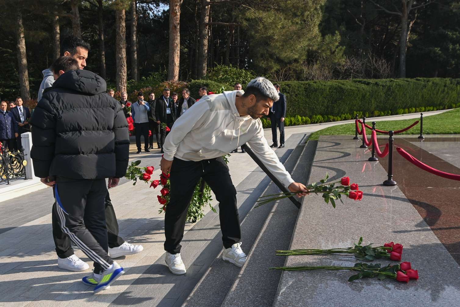 Messi Heydər Əliyevin məzarını ziyarət etdi - Fotolar 