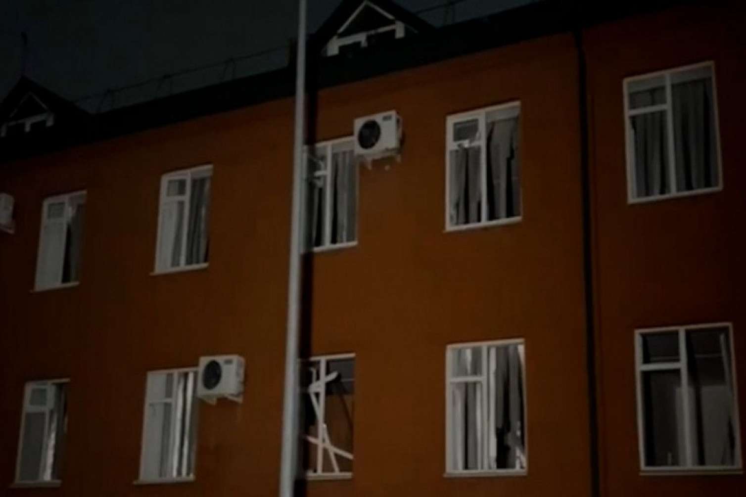 Çeçenistanda xüsusi təyinatlılara hücum:  yaralılar var 