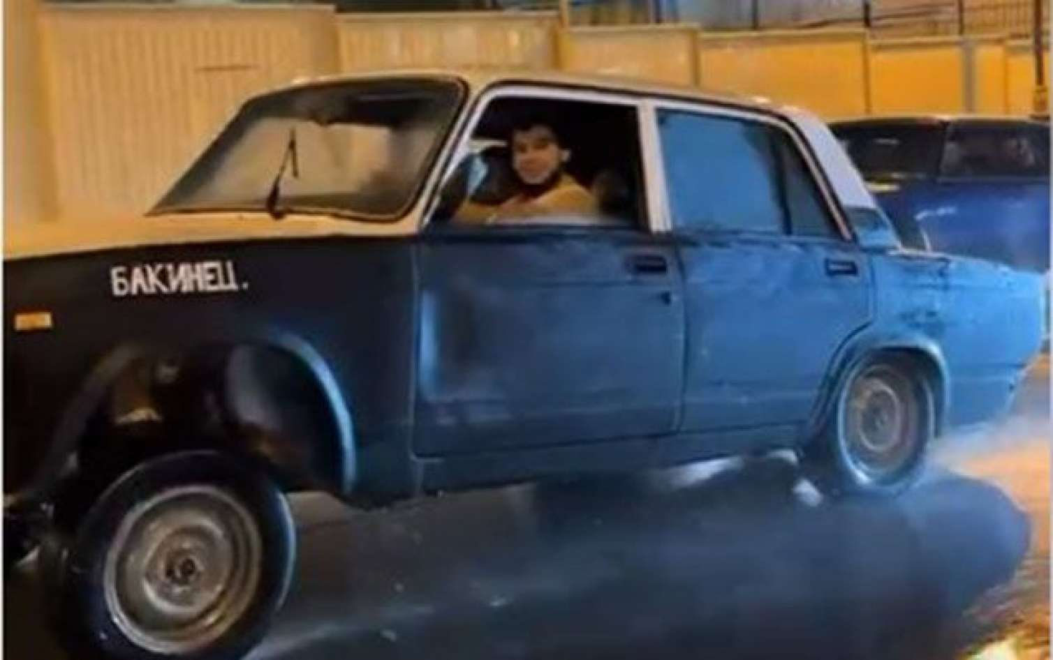 Azərbaycanda sürücü “Tik-Tok”da paylaşdığı videoya görə həbs olundu - VİDEO 