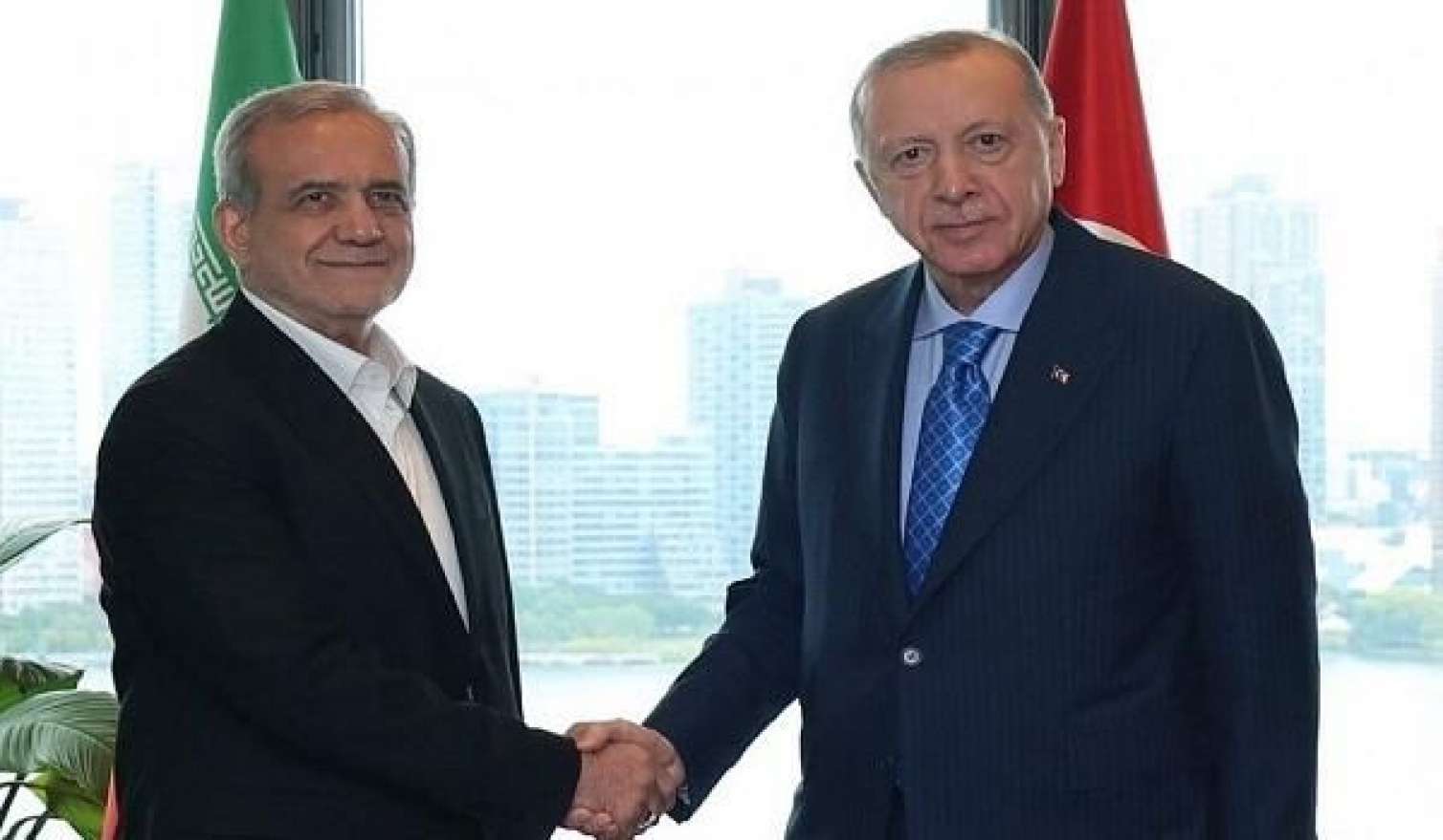 Pezeşkian və Ərdoğan Misirdə görüşəcək 