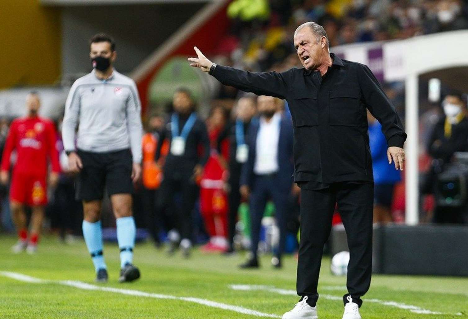 Fatih Terim "Neftçi"ni çalışdıracaq - KİV 