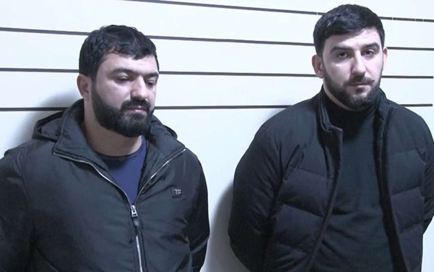 Azərbaycanda film kimi cinayət:  Maşının qabağını kəsib 127 min manatı apardılar - VİDEO 