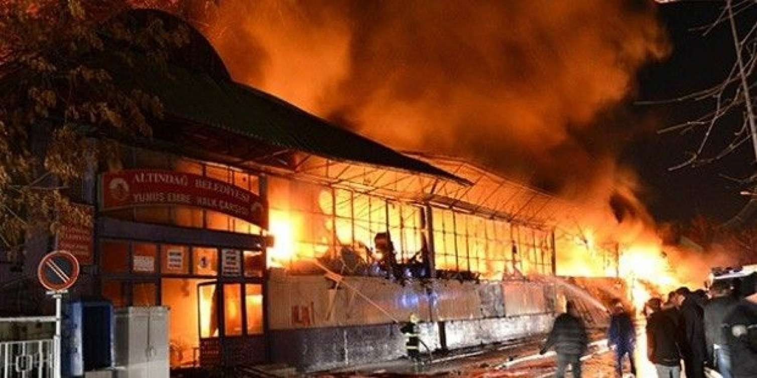 Antalyada otel binasında güclü yanğın - VİDEO  