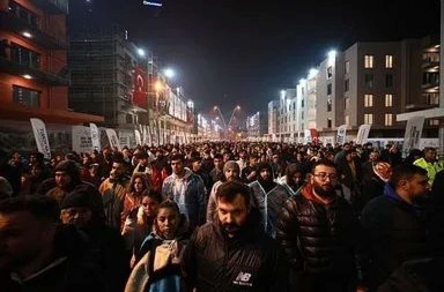 Əsrin fəlakətinin ikinci ildönümü: Zəlzələ qurbanları belə anıldı - FOTOLAR 