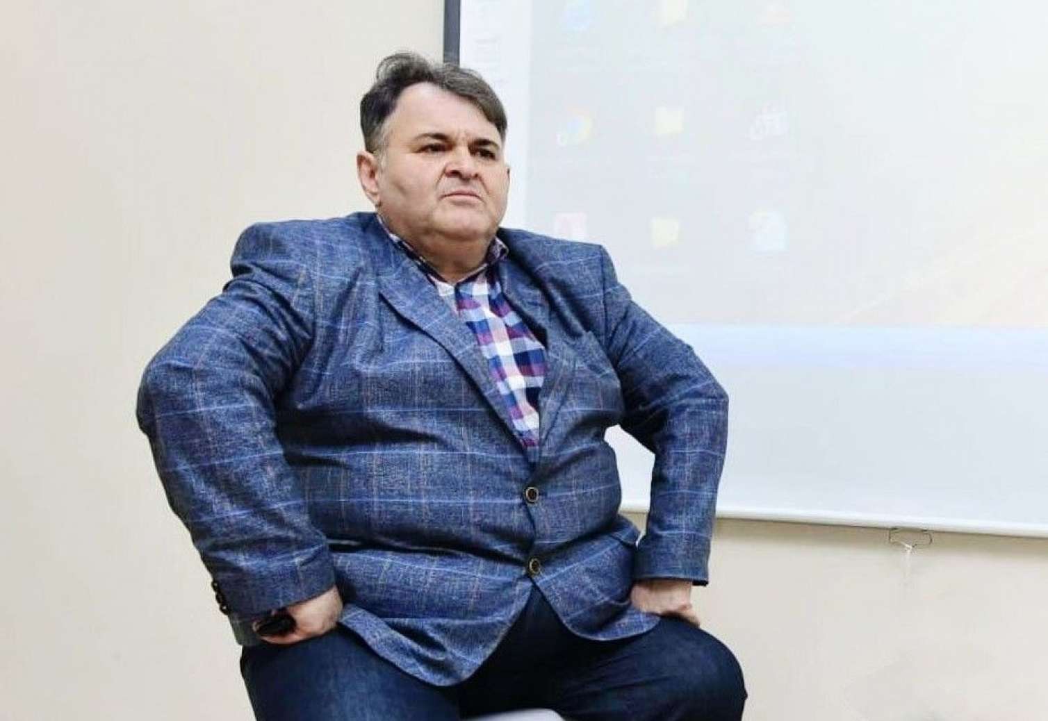 Ayaz Salayevin rus dilindən başqa heç nəyi yoxdur  - Şərif Ağayar 