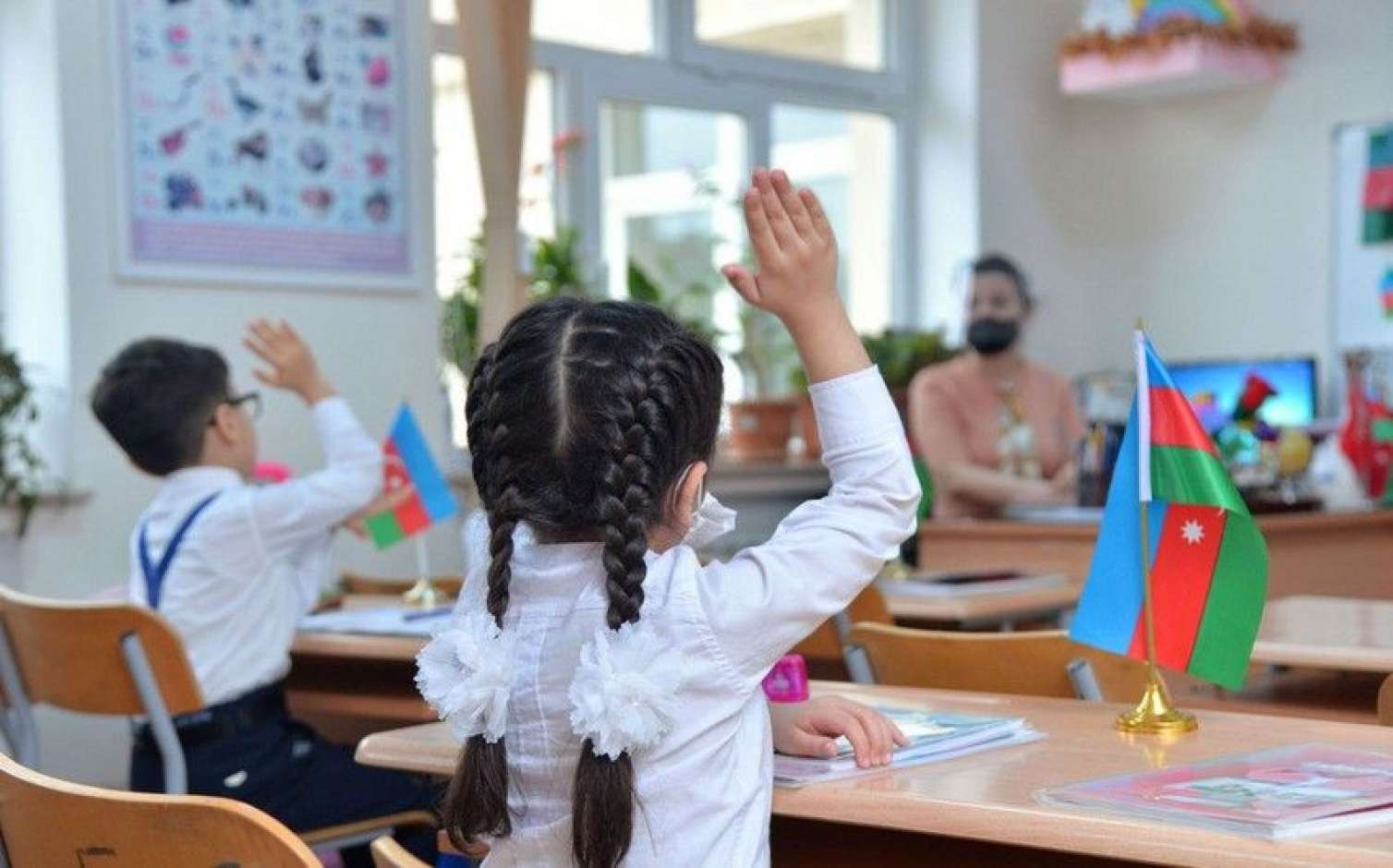 Sabahdan bu məktəblərdə dərs başlayır 