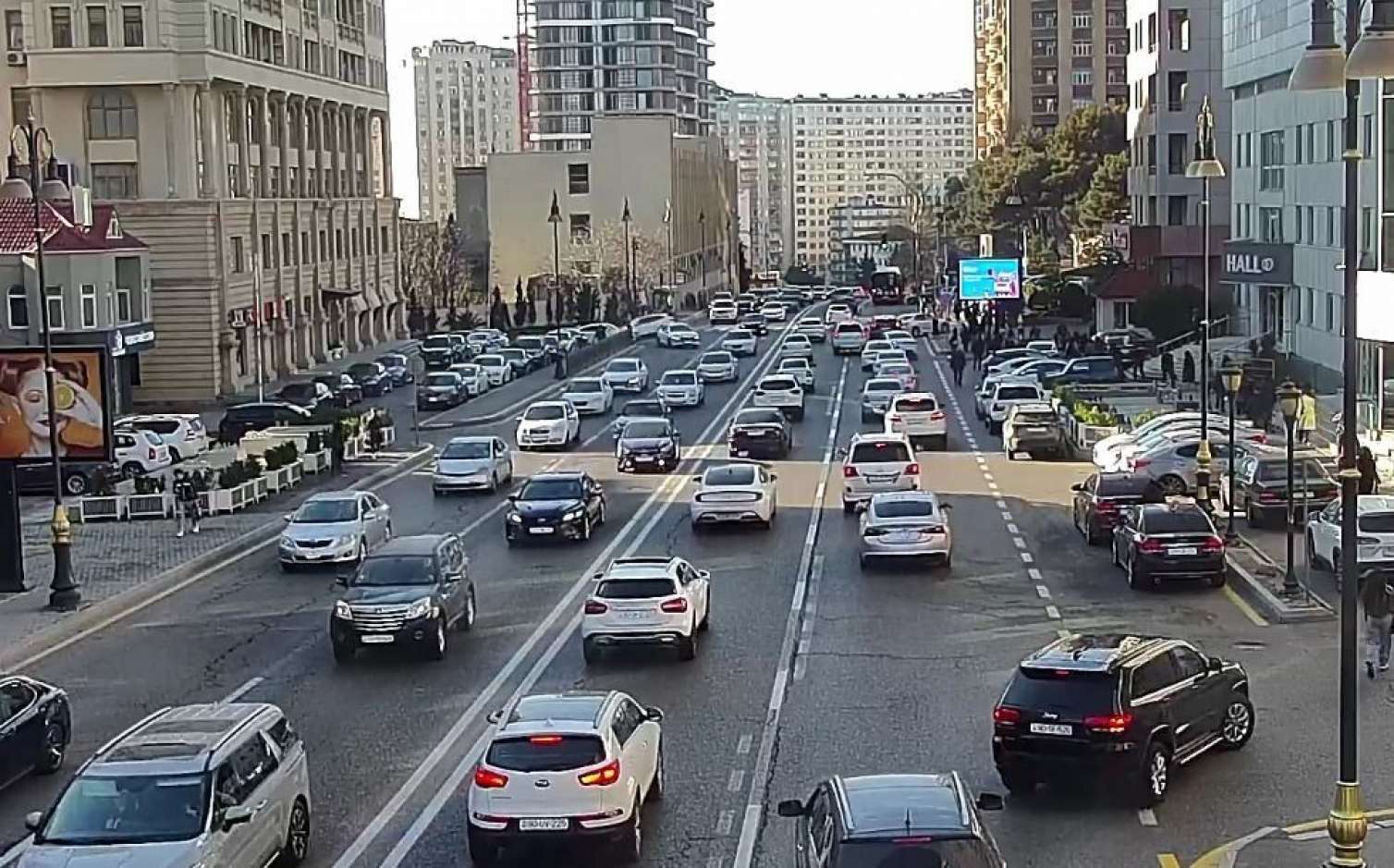Bakıda bu yollarda tıxac var  - SİYAHI 