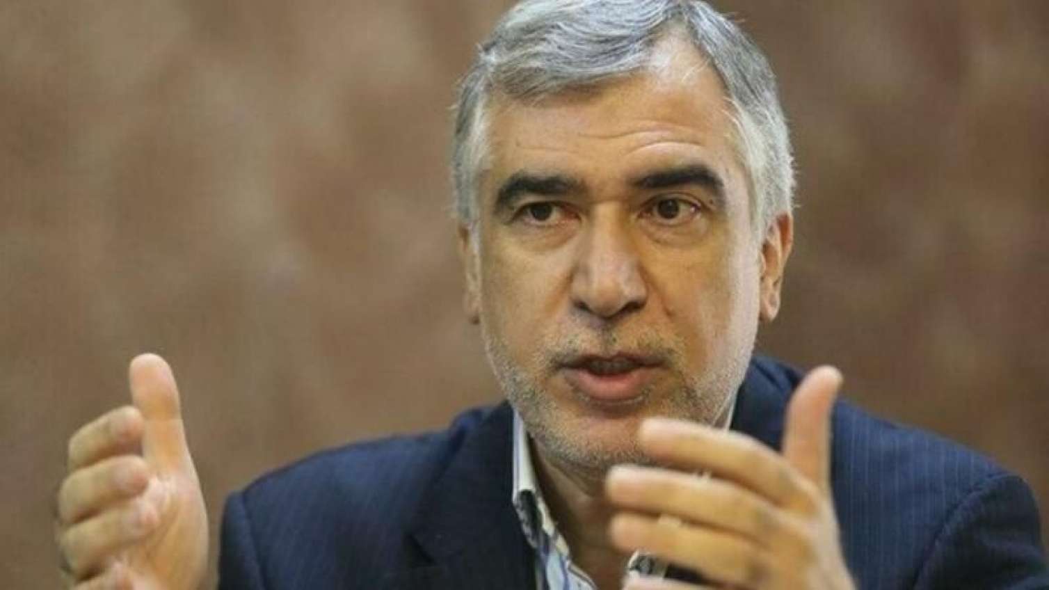 İrandan Trampa mesaj: “Biz sizin üçün Zelenski deyilik” 