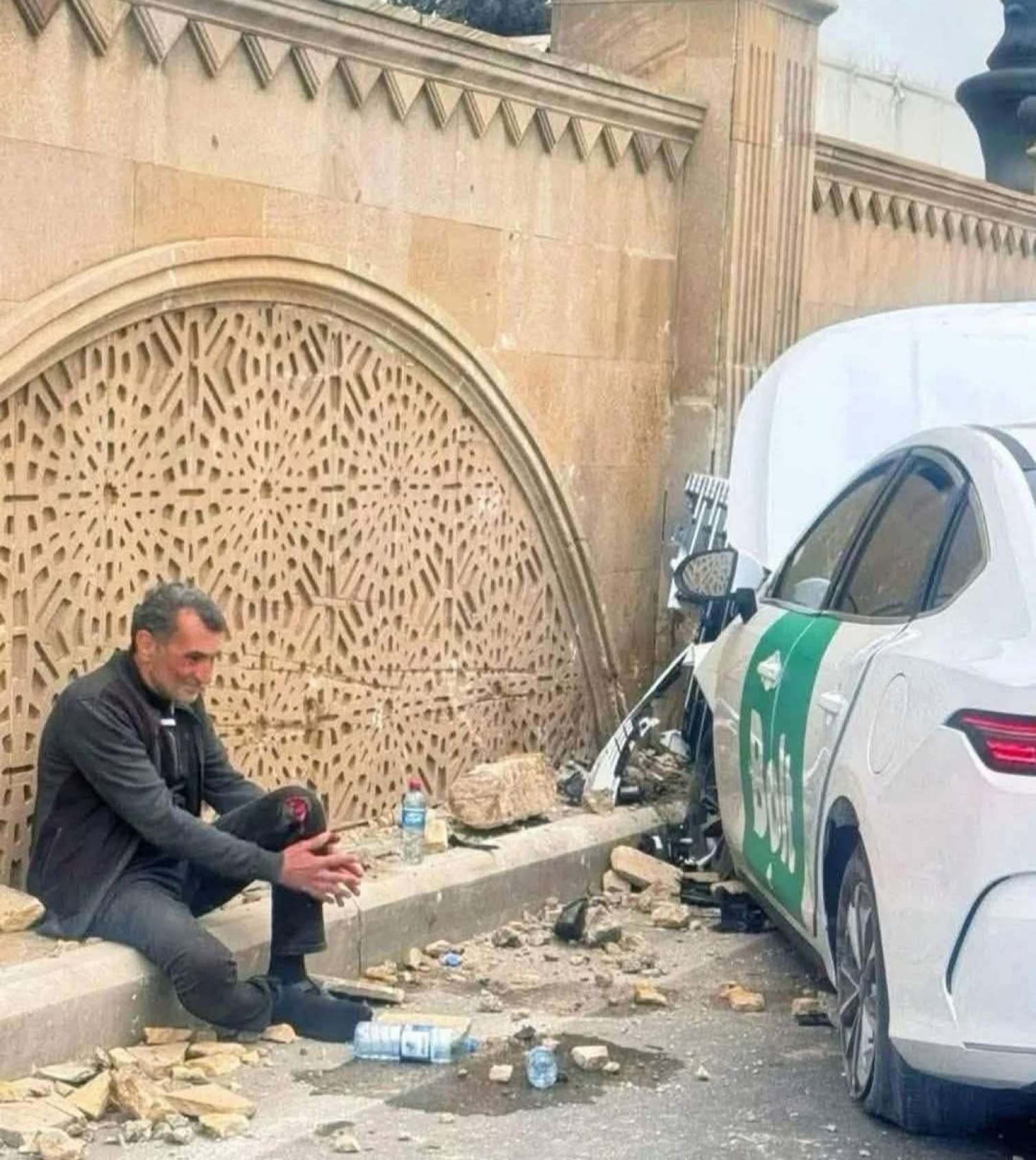 "Atamın epilepsiyası tutub" - Taksi sürücüsünün oğlu 