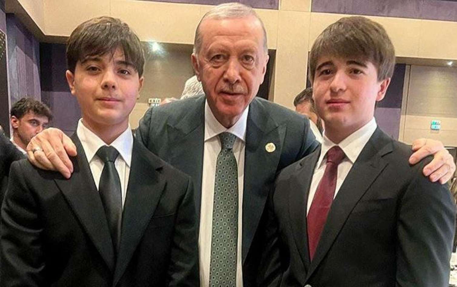 Prezidentin nəvələri Ərdoğanla… – FOTO 