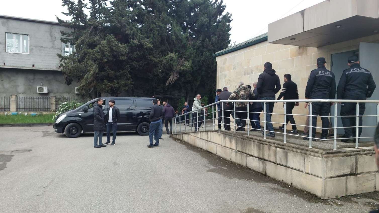 Lənkəranda operator antibiotik iynəsindən sonra öldü - FOTO 