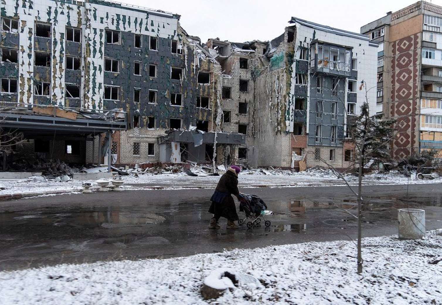 Ukrayna bu şəhər uğrunda qanlı döyüşlər aparır 