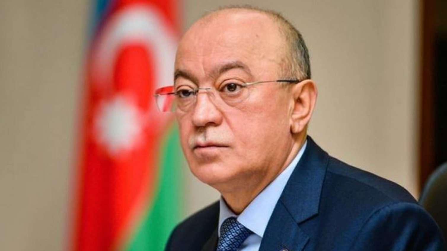 Kəmaləddin Heydərov rəisi təqaüdə göndərdi  