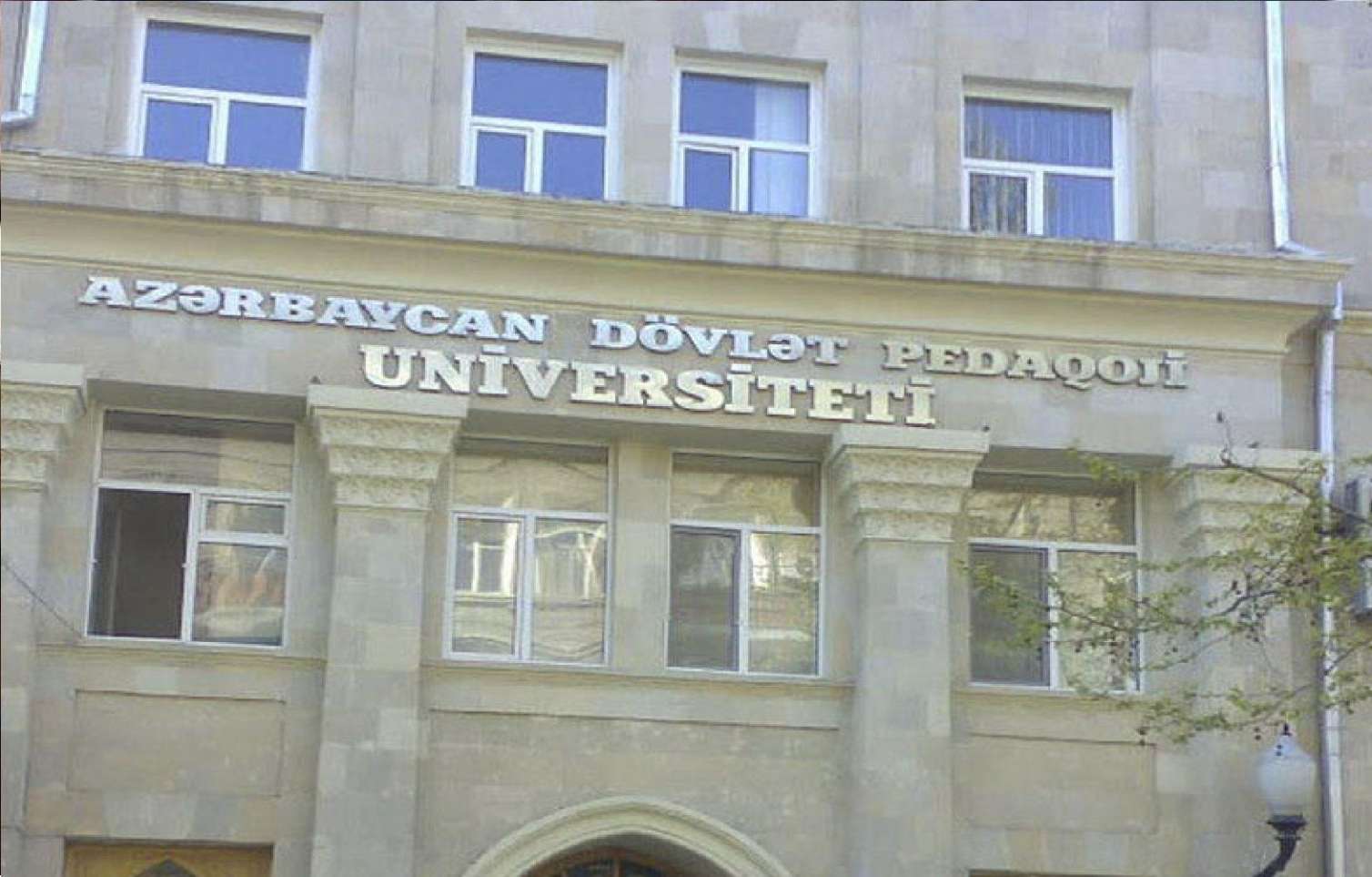 Universitetdə işləmək istəyənlərin nəzərinə! -  Çoxlu vakansiya var