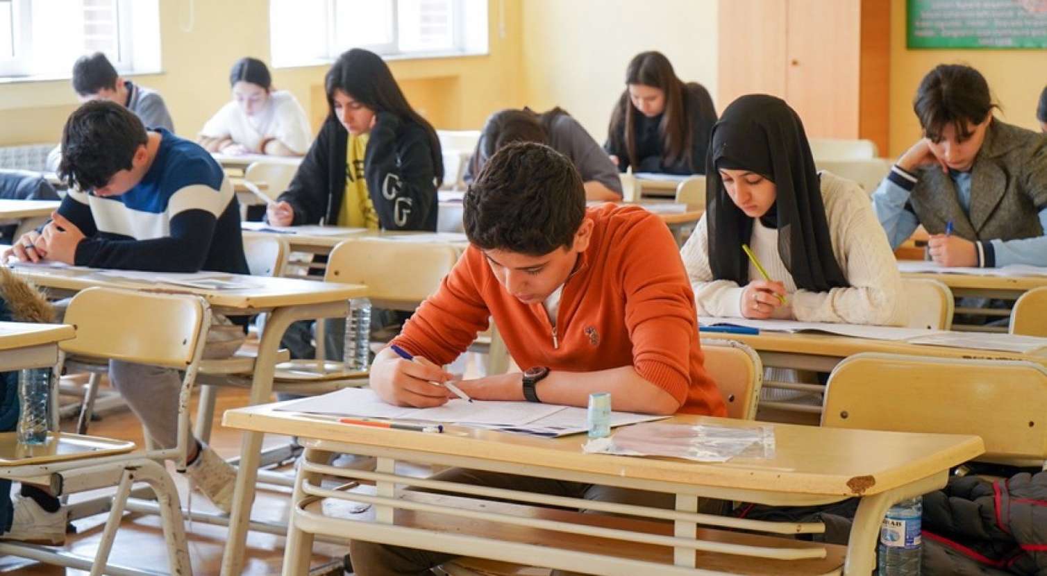 9-cu siniflər bu tarixdə imtahan verəcək 