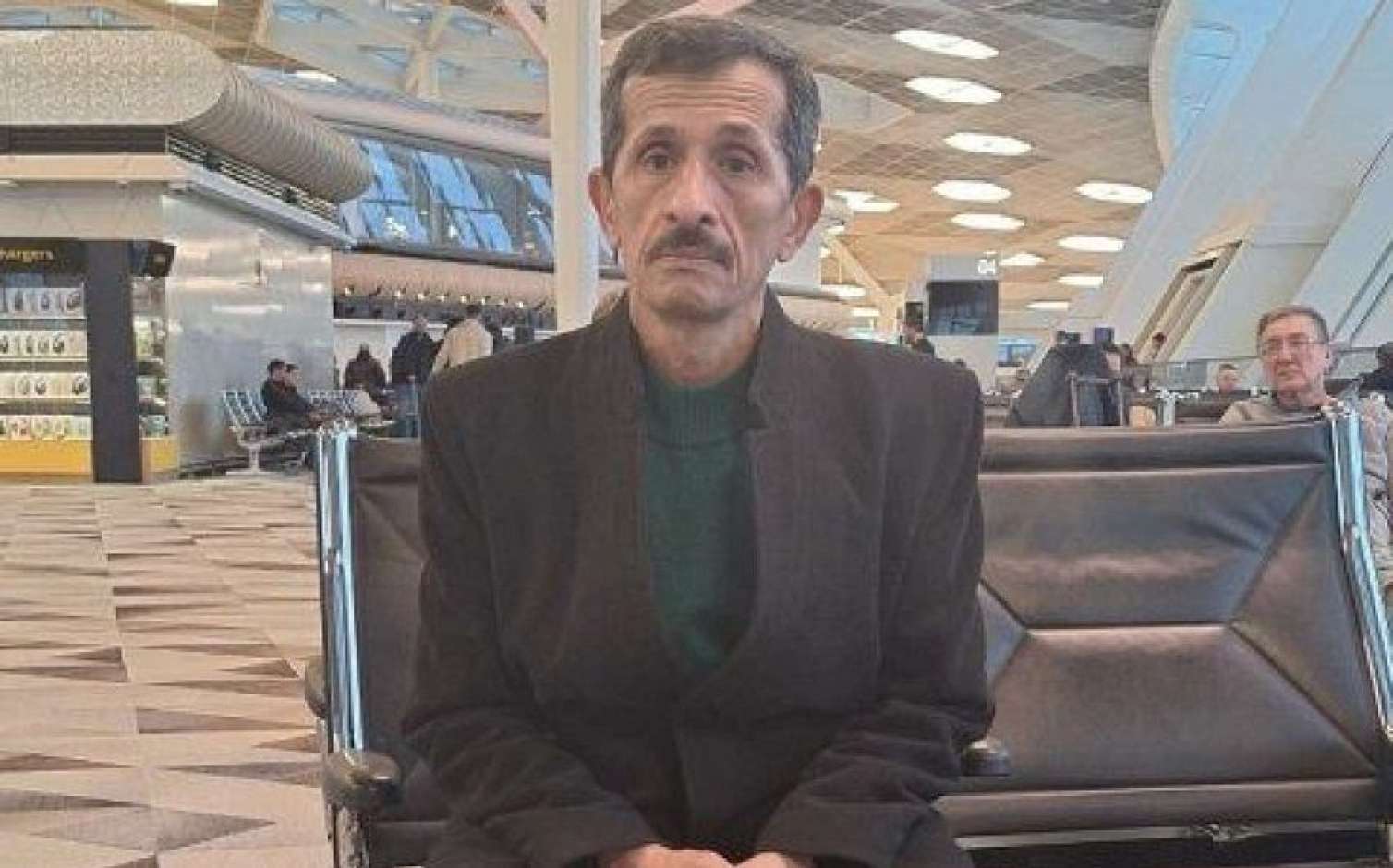 Türkiyədə xərçəngdən müalicə olunan jurnalist  Bakıya qayıtdı