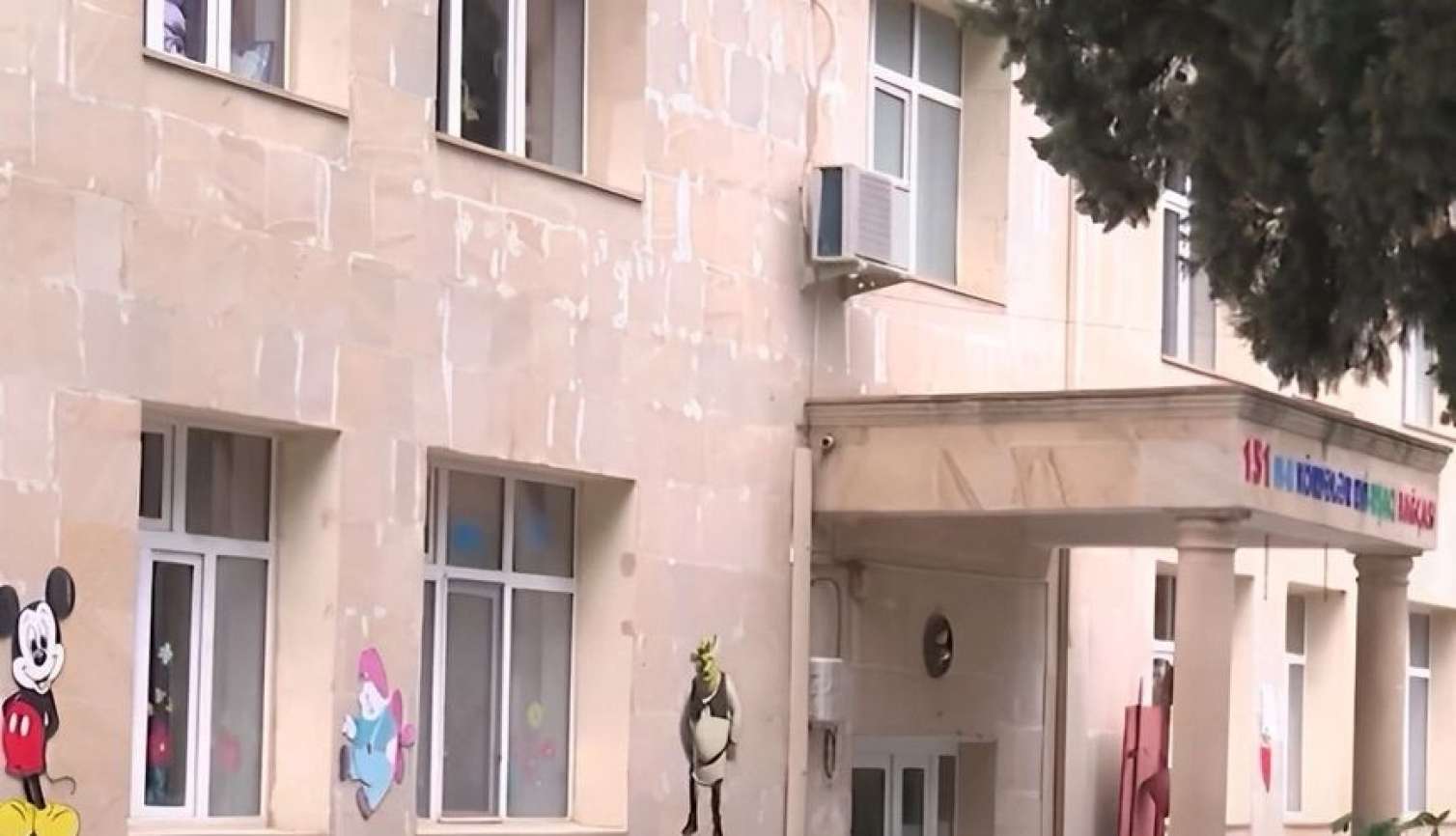 Bağçada uşaqlara xarab olmuş yeməklər verilir? -  Görüntülər YAYILDI