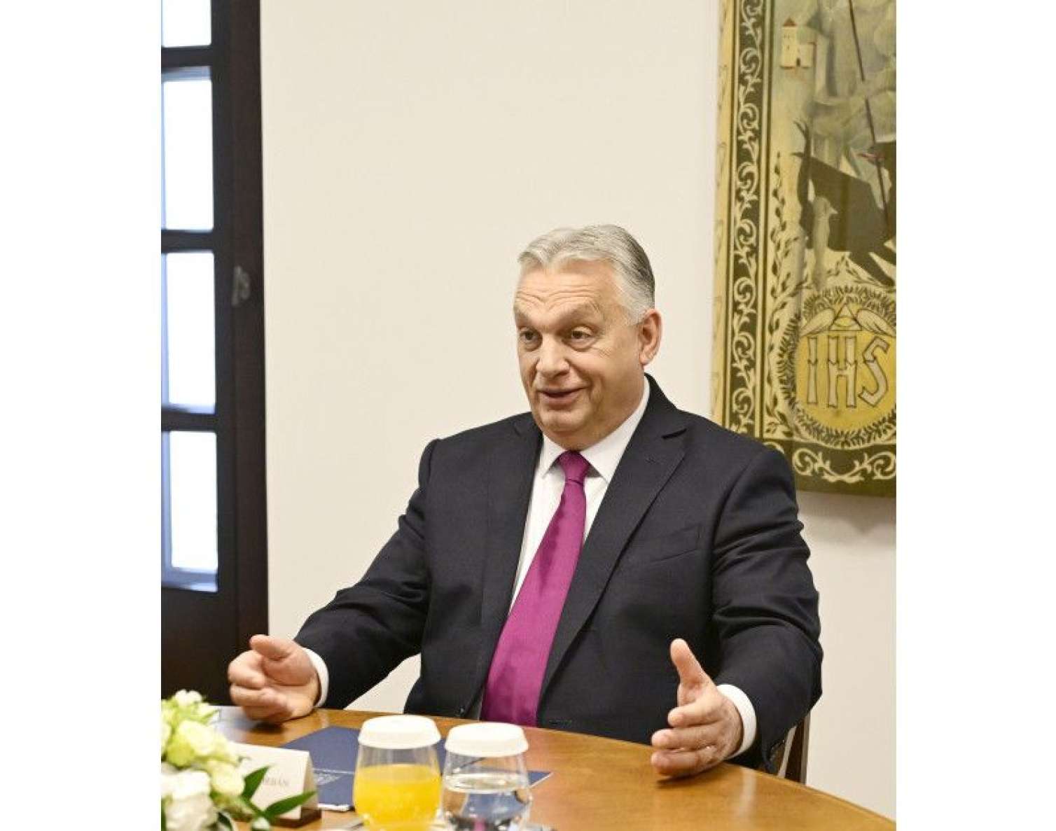 İlham Əliyevin Orban ilə məhdud tərkibdə görüşü oldu - FOTO