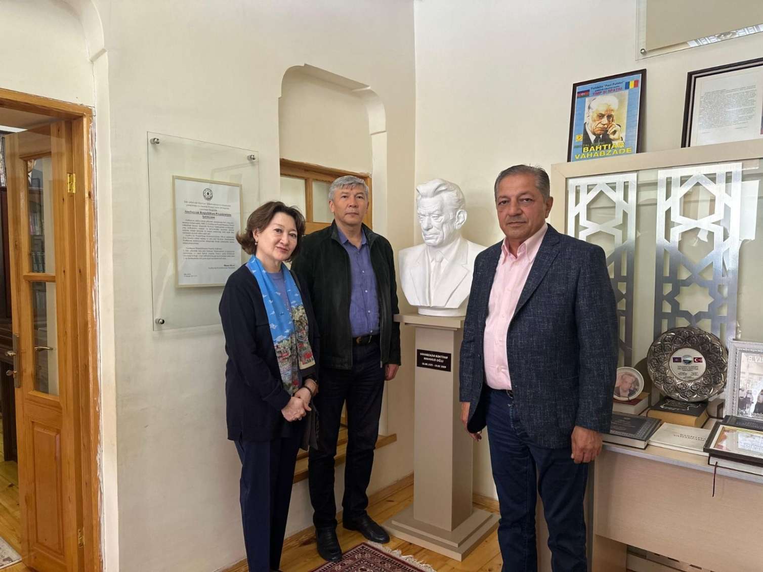 Bəxtiyar Vahabzadənin ev muzeyi ziyarət olundu 