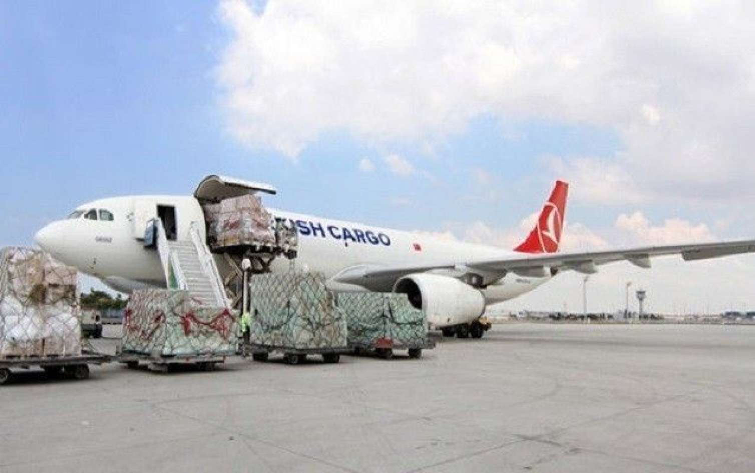 Bir ildə idxalda görünməmiş artım -  Səbəb nədir?