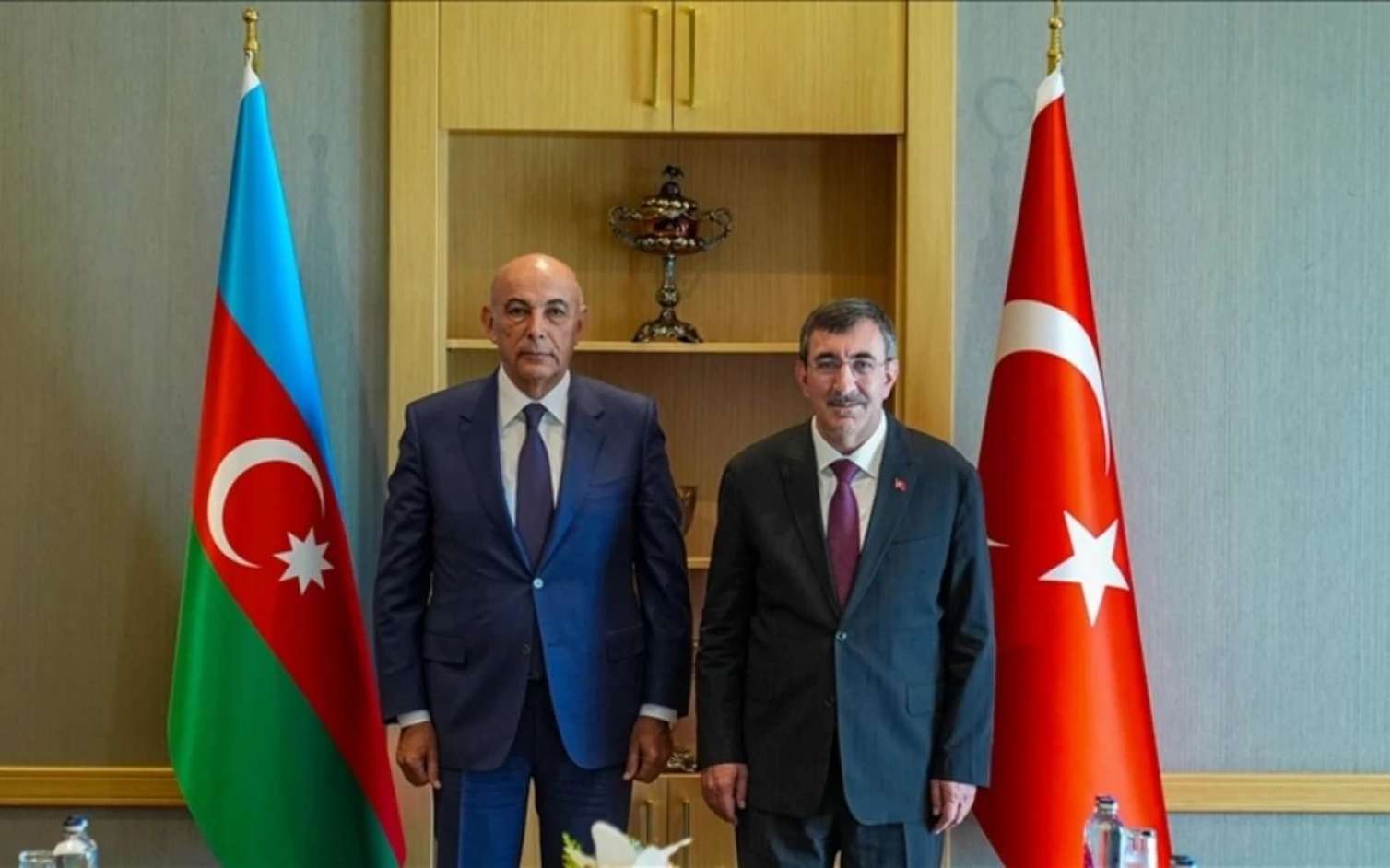 Cevdet Yılmaz Ədalət Vəliyevlə GÖRÜŞDÜ 