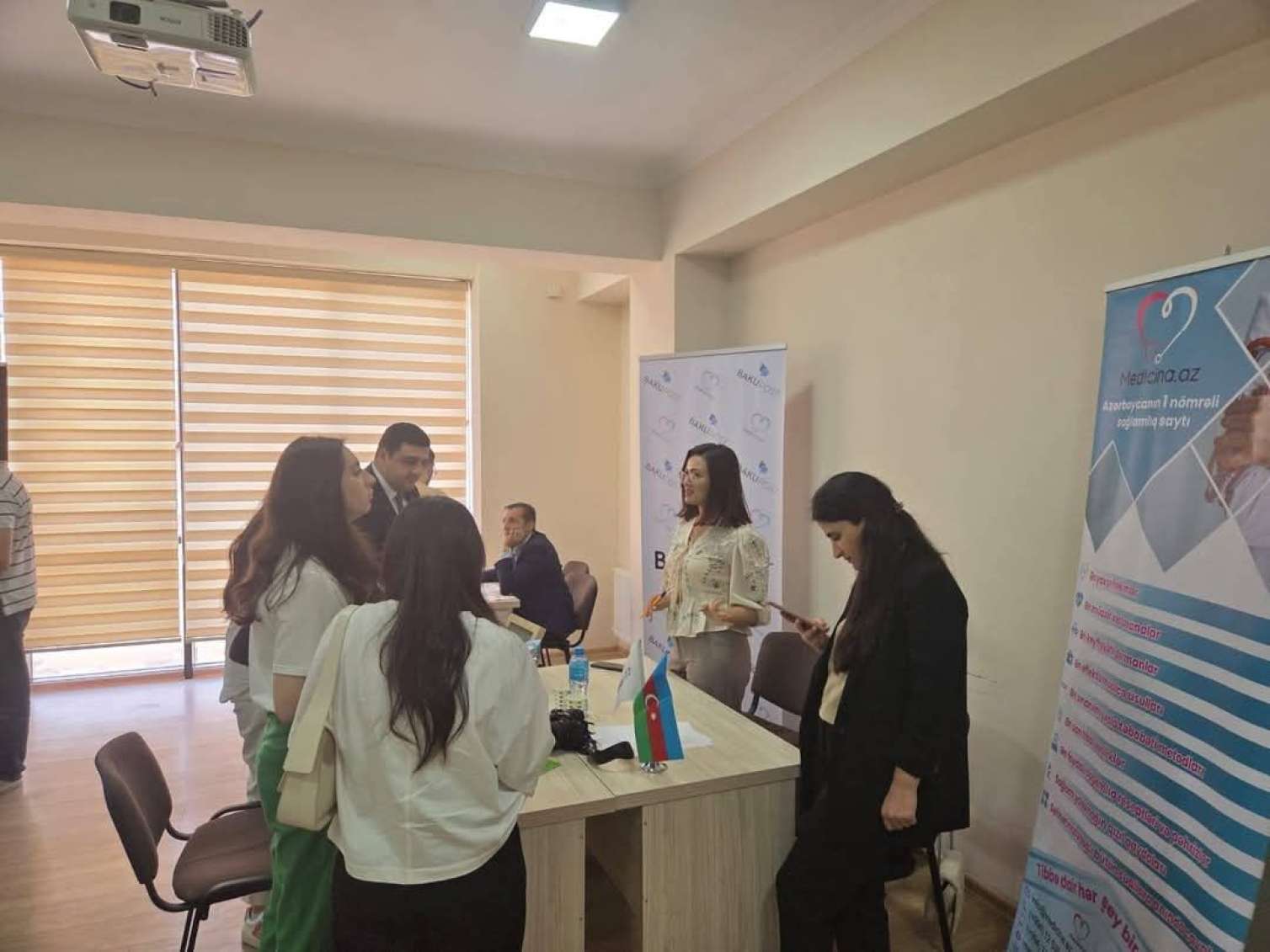 Əmək Bazarı ilə Körpü: BakuPost əmək yarmarkasında iştirak etdi - FOTO
