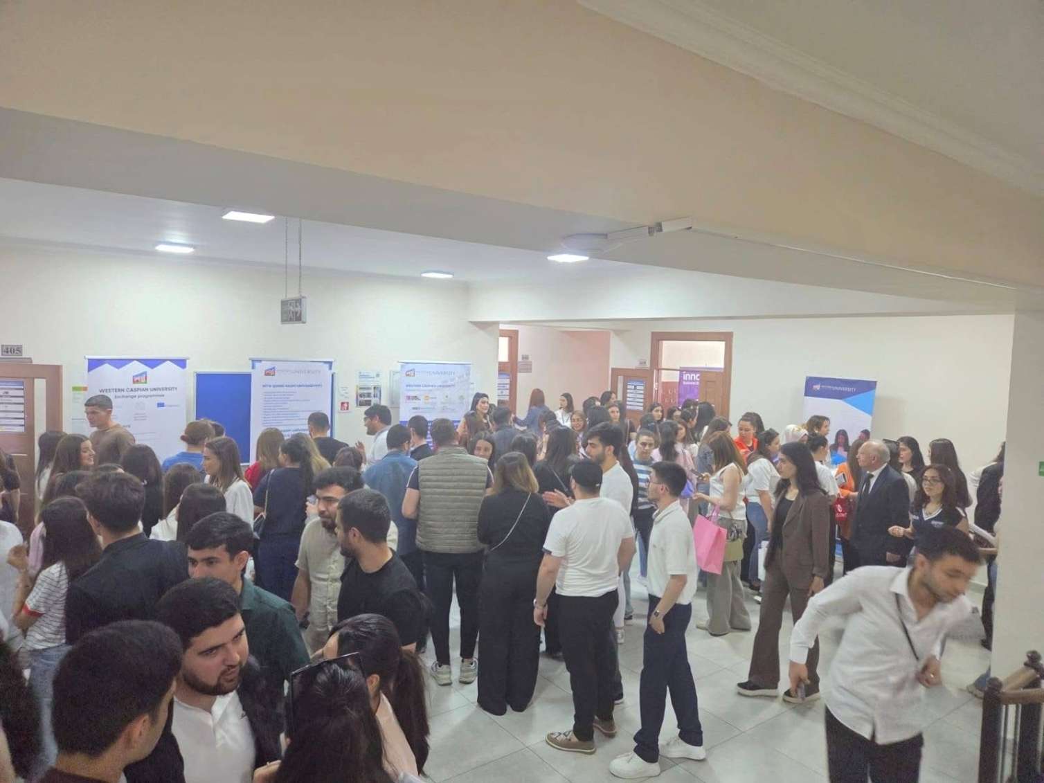 Əmək Bazarı ilə Körpü: BakuPost əmək yarmarkasında iştirak etdi - FOTO