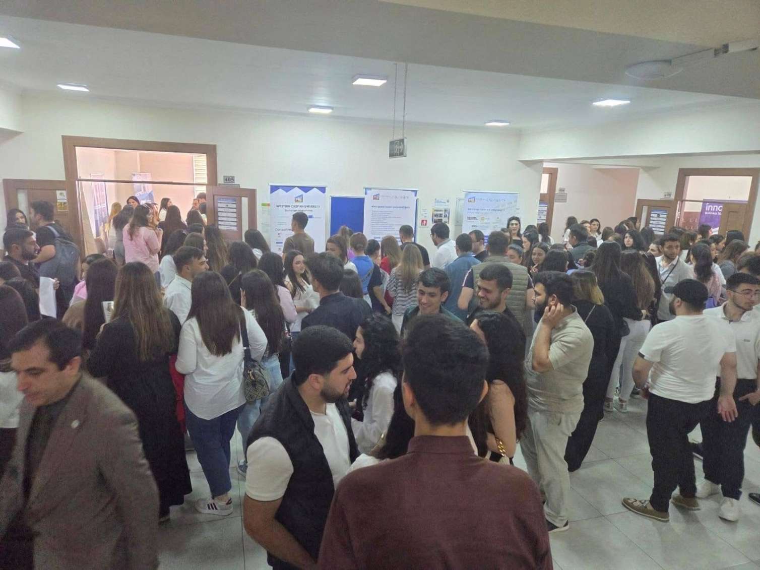 Əmək Bazarı ilə Körpü: BakuPost əmək yarmarkasında iştirak etdi - FOTO