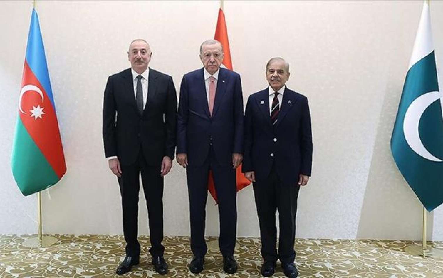 Sabah daha bir tarixi açılış olacaq -  Onlar da gəlir