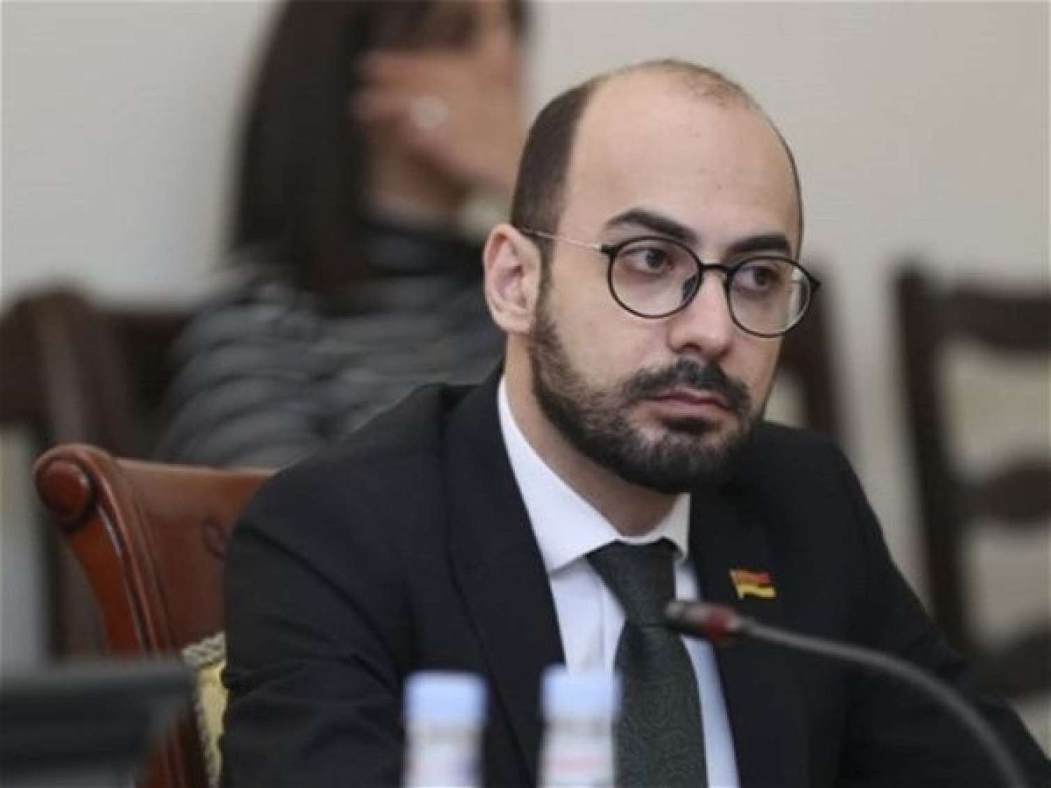 Ermənistanda hakimiyyət-kilsə qalmaqalı dərinləşir: Pozğun və rəzil... 