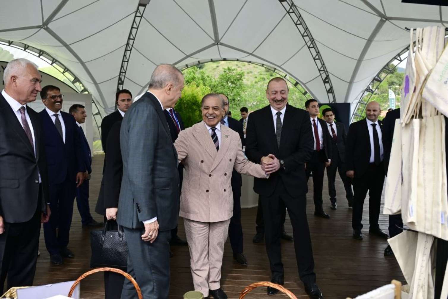 Üç liderin Laçın zirvəsi - Yeni geosiyasi nizamın rəsmi elanı 