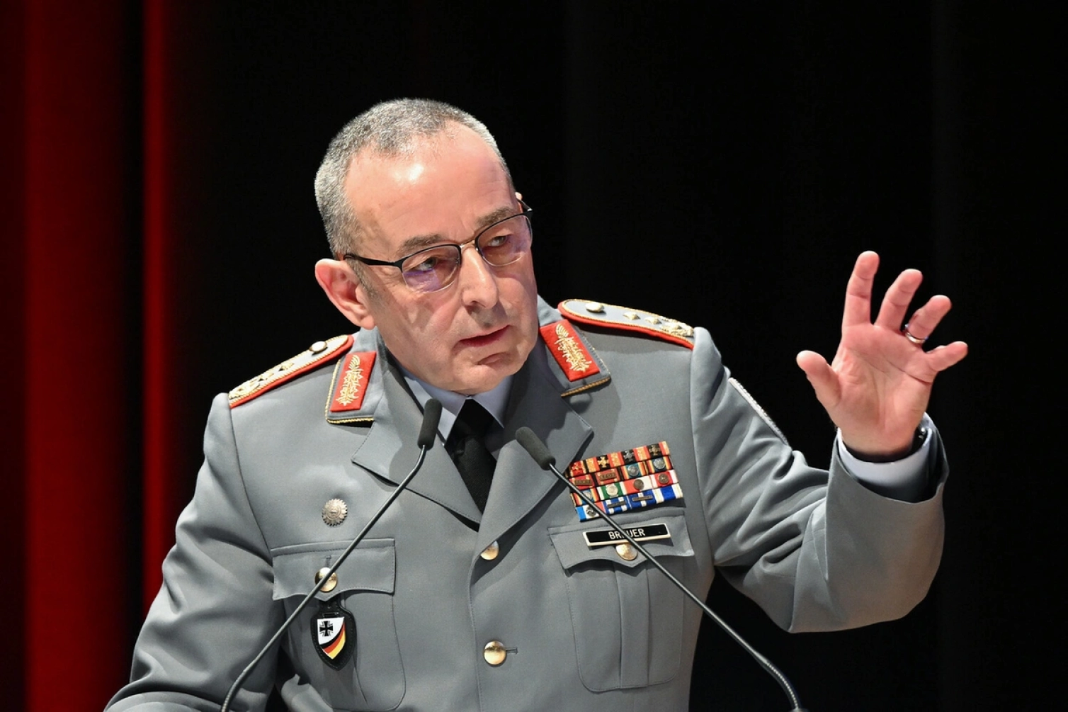 Almaniya NATO-nu Rusiya ilə müharibəyə hazırlaşmağa çağırır 