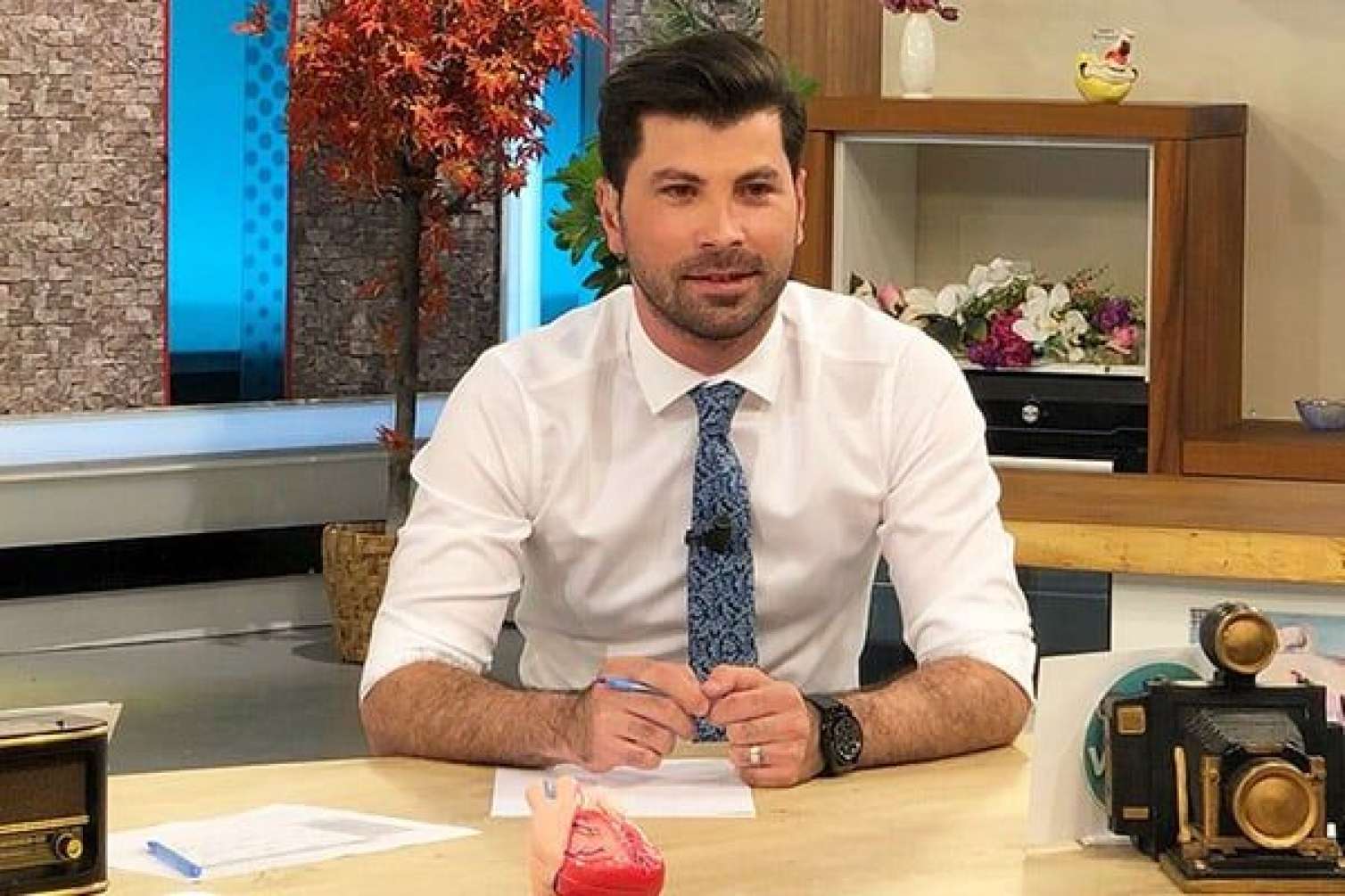 “Nə dişimi müalicə edir, nə də pulumu qaytarır” - Məşhur stomotoloqdan ŞİKAYƏT