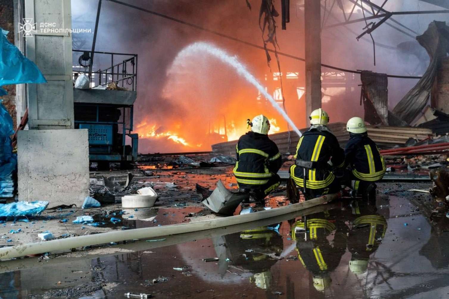 Rusiya 40 raket, 400 PUA ilə hücum etdi - Xeyli yaralı var - VİDEO 