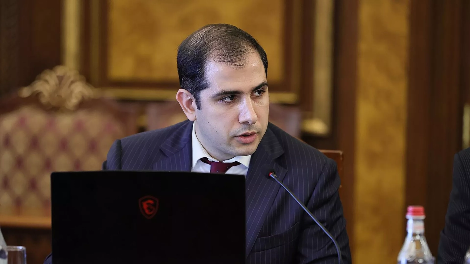 Ermənistan sərhədlərin açılması üçün bütün ssenarilərə hazırdır - Akopyan