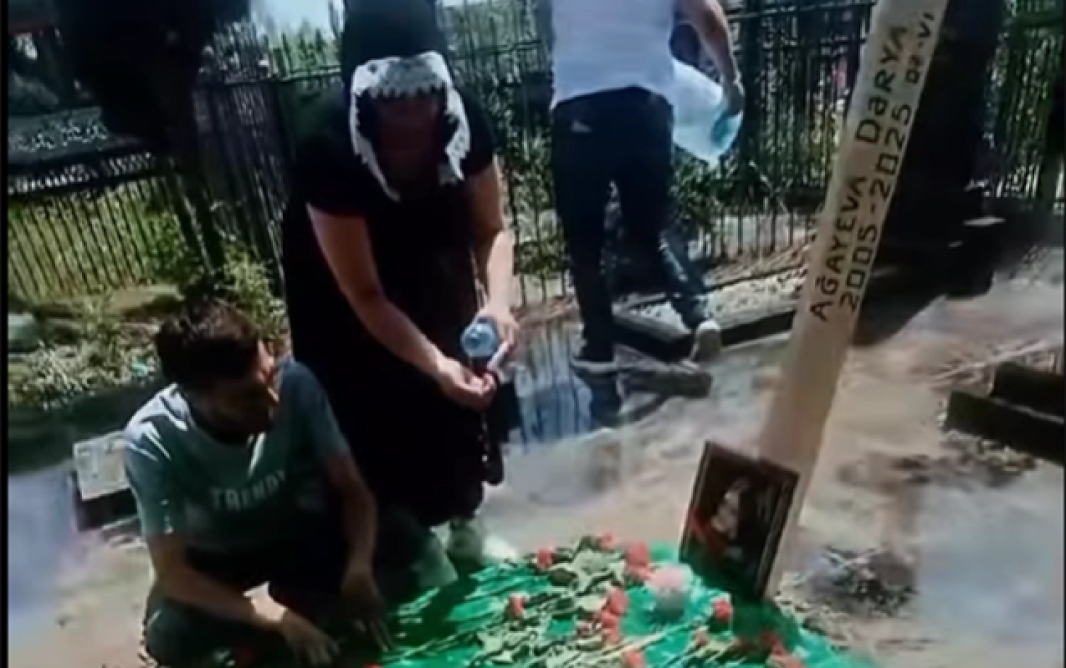 Bakıda tələbə qız faciəvi şəkildə öldü - FOTO