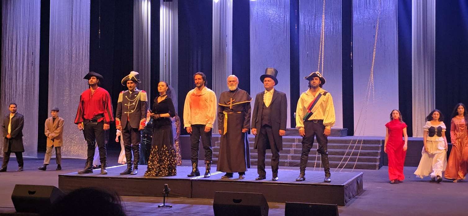 "M.Teatr" “Ovod”la rekord qırdı -  Biletlər 130 manata satıldı - FOTO
