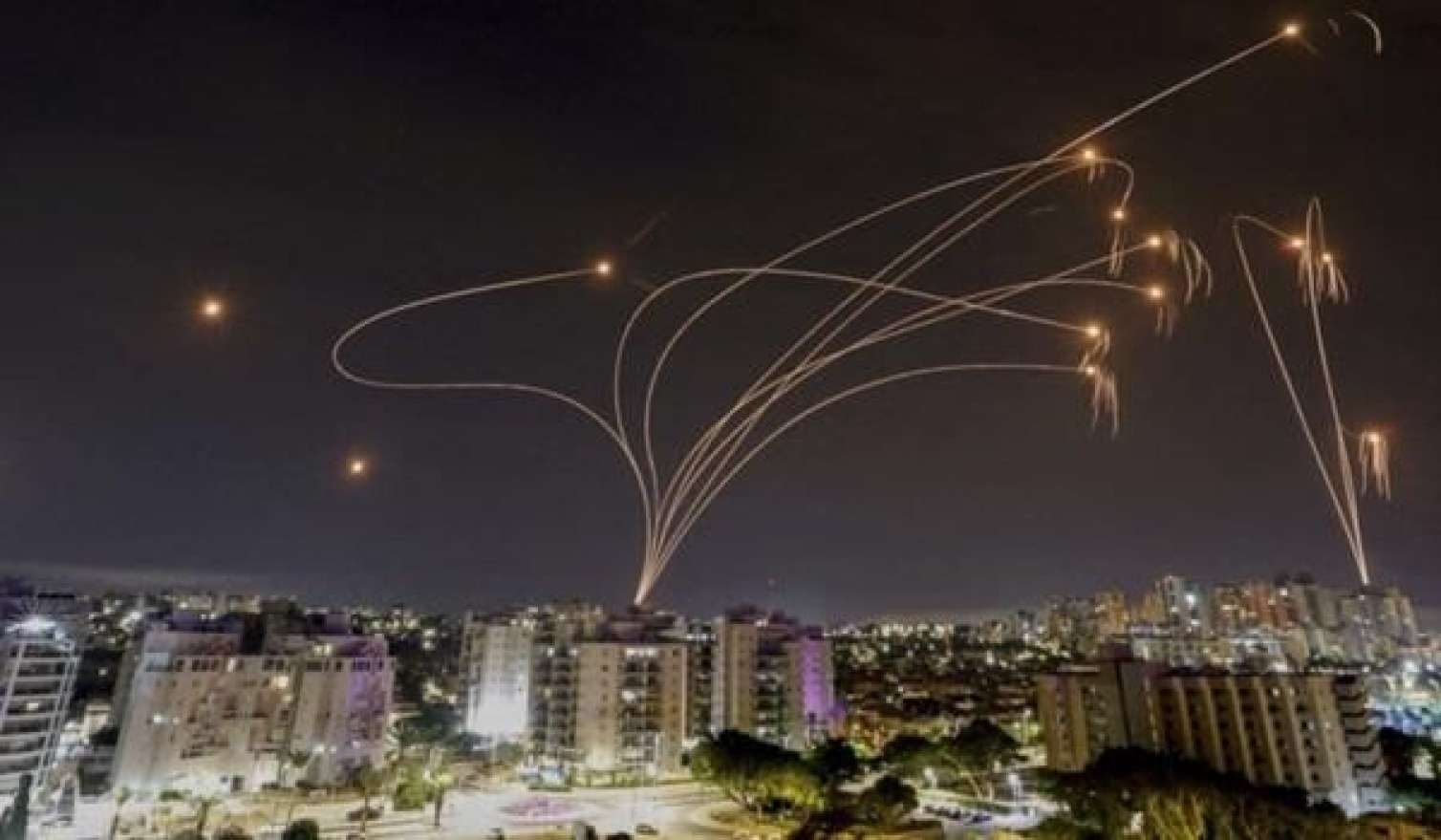 Tehran hədələyir: İsrailə qarşı dağıdıcı gecə gəlir 